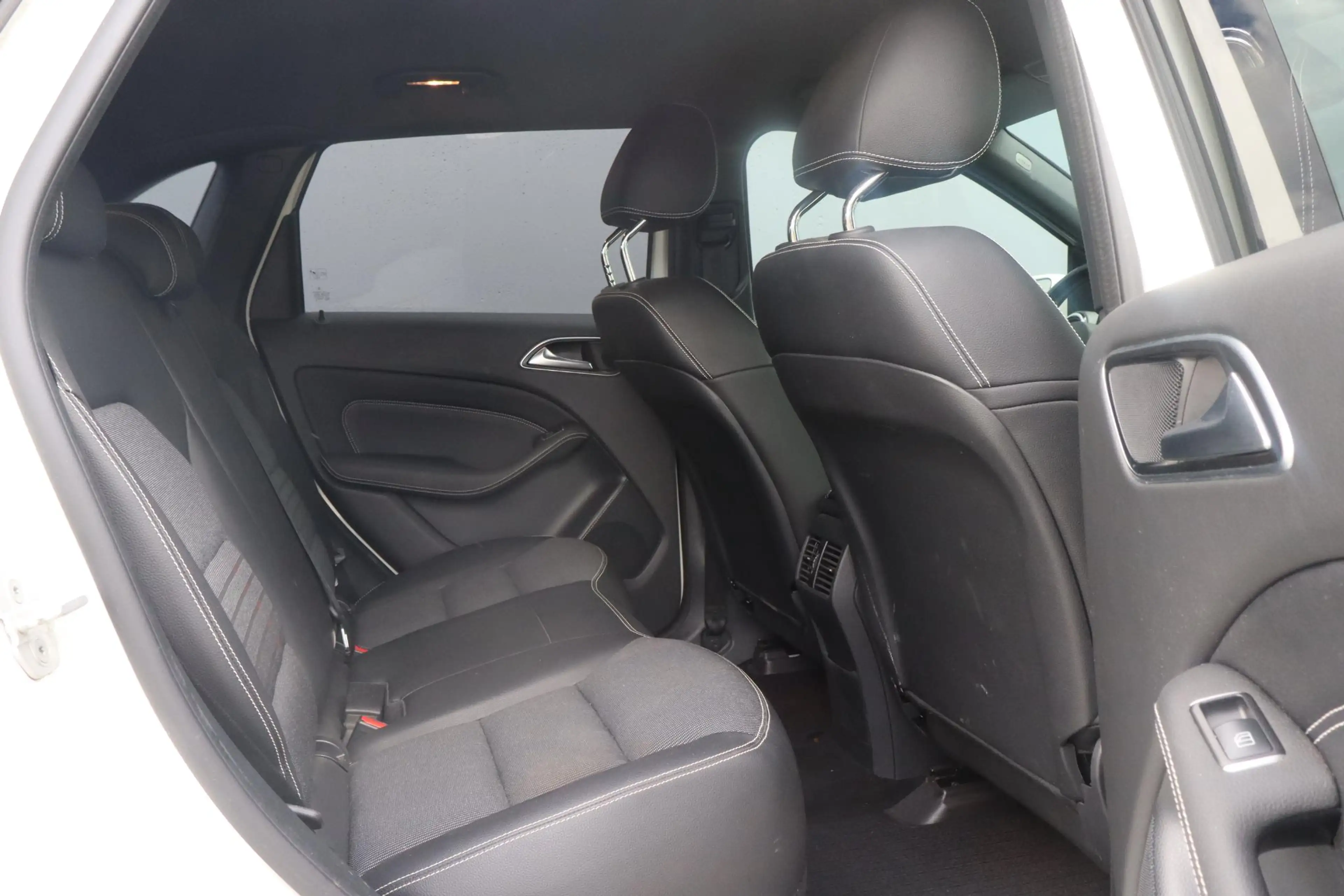 Mercedes-Benz B Electric Drive Prestige 28 kWh | 165 KM / 100% | Cruise control | — photo 22