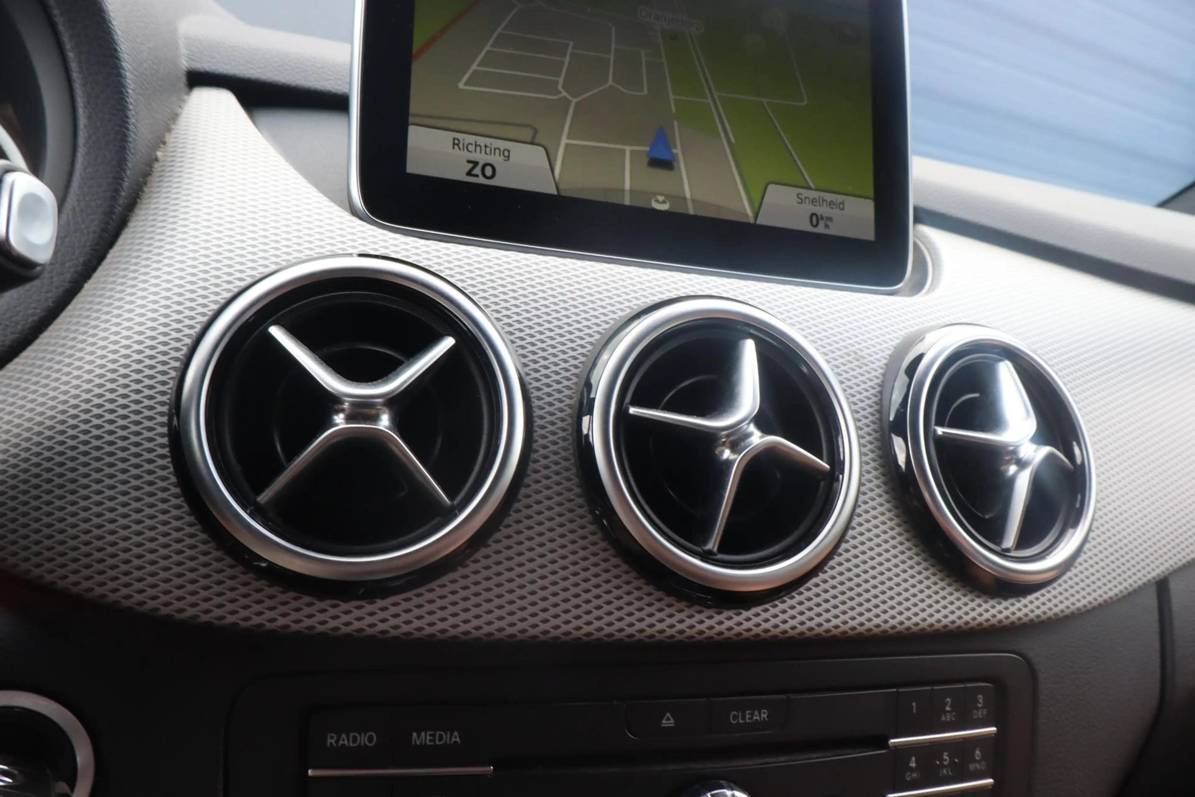 Mercedes-Benz B Electric Drive Prestige 28 kWh | 165 KM / 100% | Cruise control | — photo 12