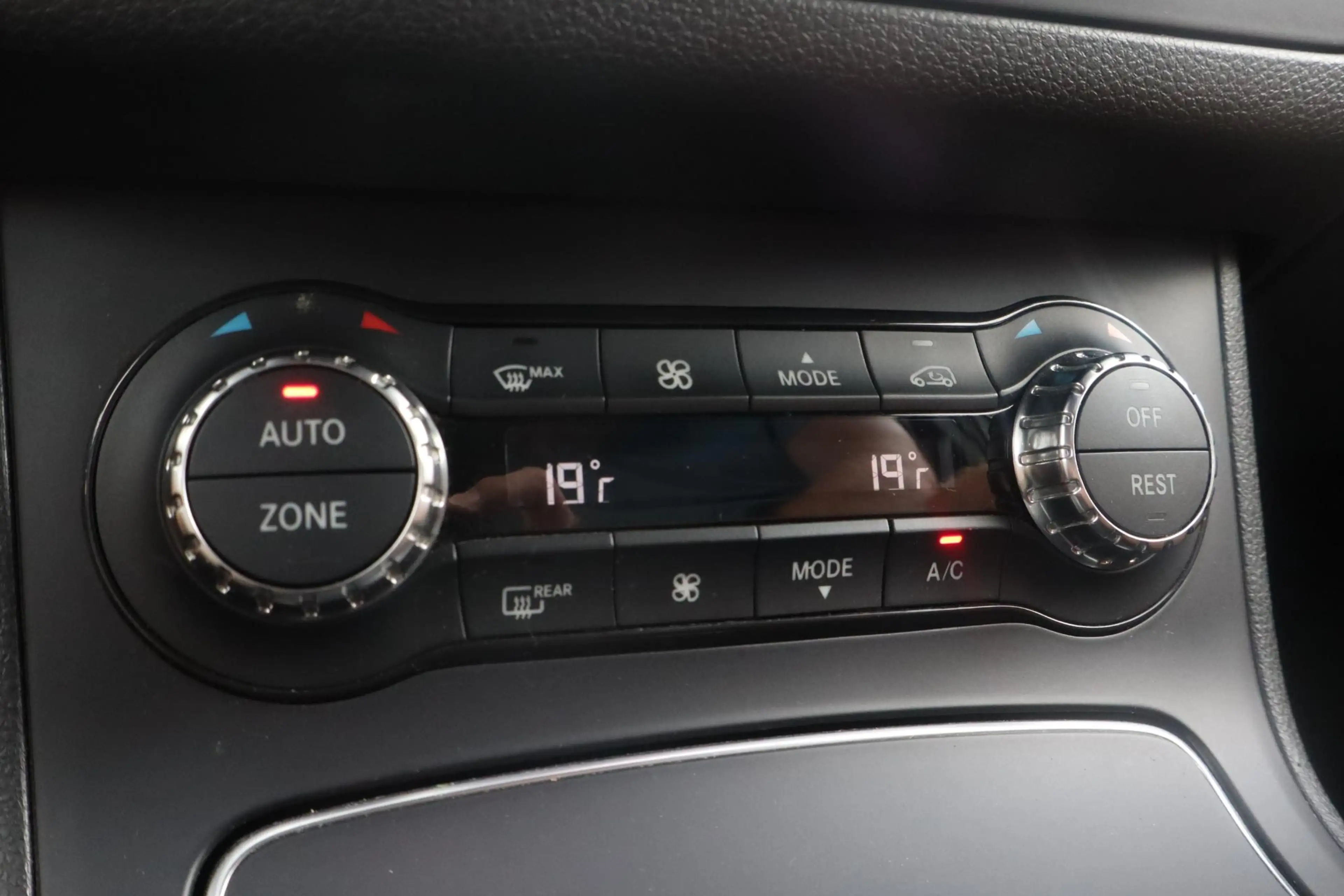 Mercedes-Benz B Electric Drive Prestige 28 kWh | 165 KM / 100% | Cruise control | — photo 9