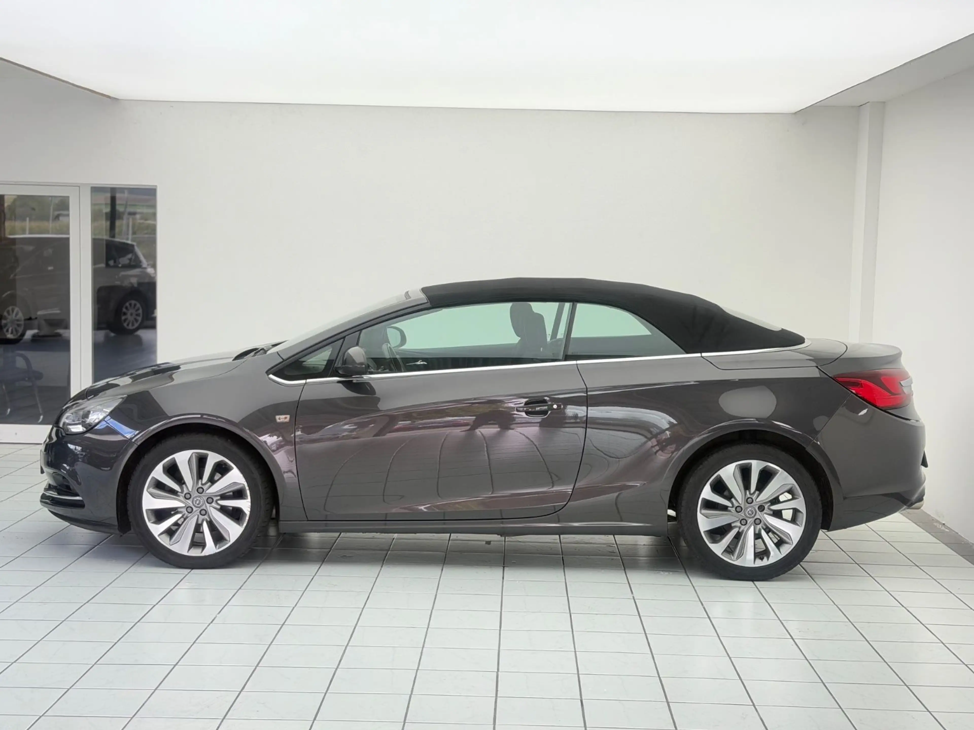 Opel Cascada Edition — photo 6