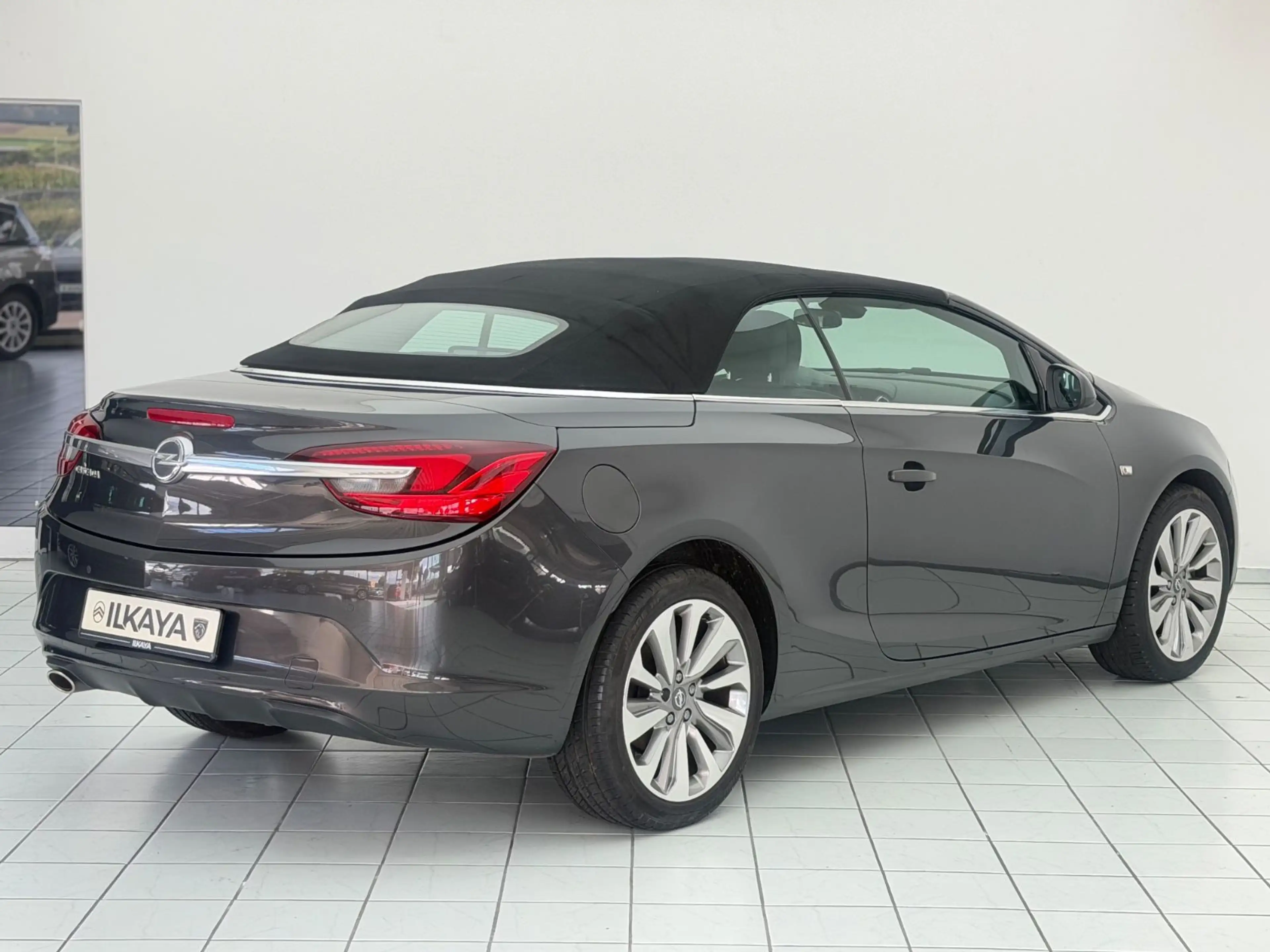 Opel Cascada Edition — photo 8