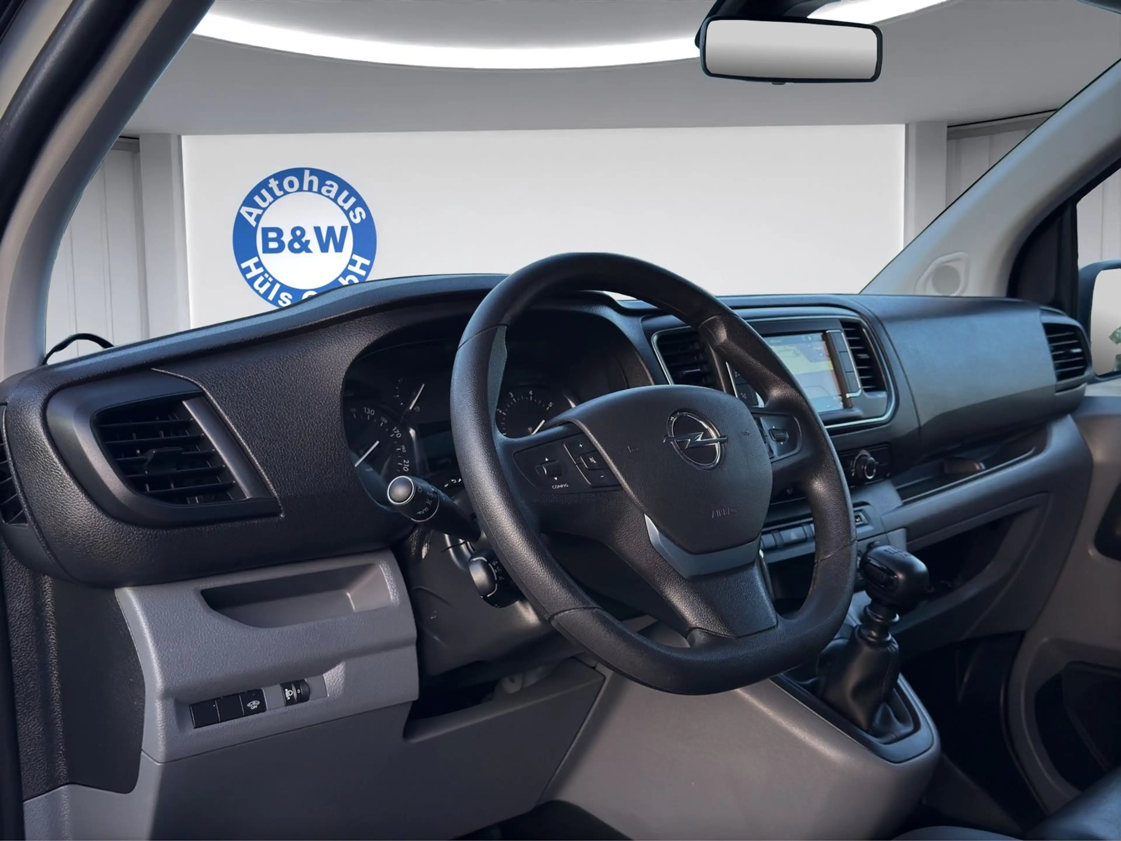 Opel Vivaro Edition L (L3)*1.Hand*REGALE*NAVI*SHZ* — photo 9