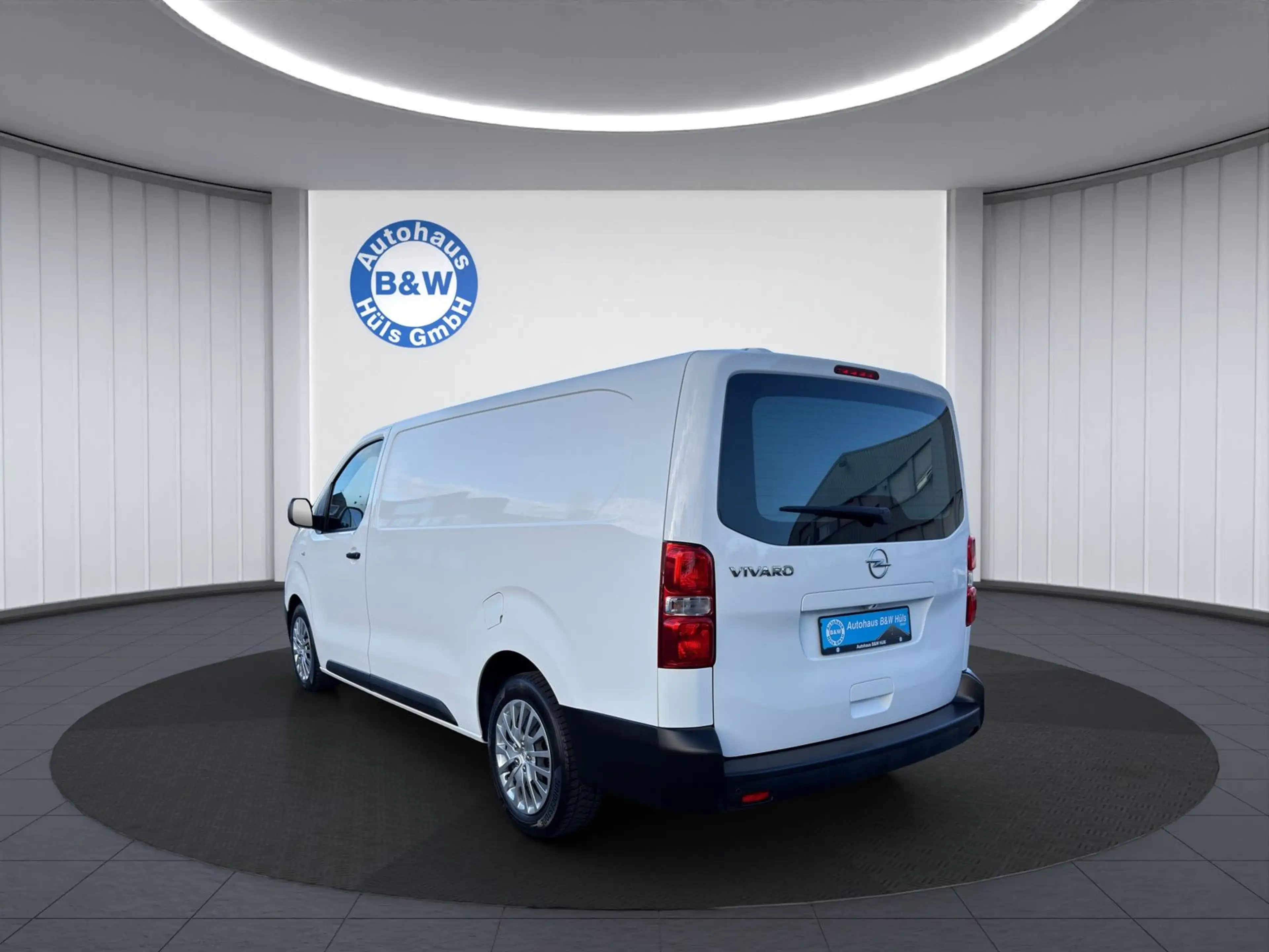 Opel Vivaro Edition L (L3)*1.Hand*REGALE*NAVI*SHZ* — photo 6