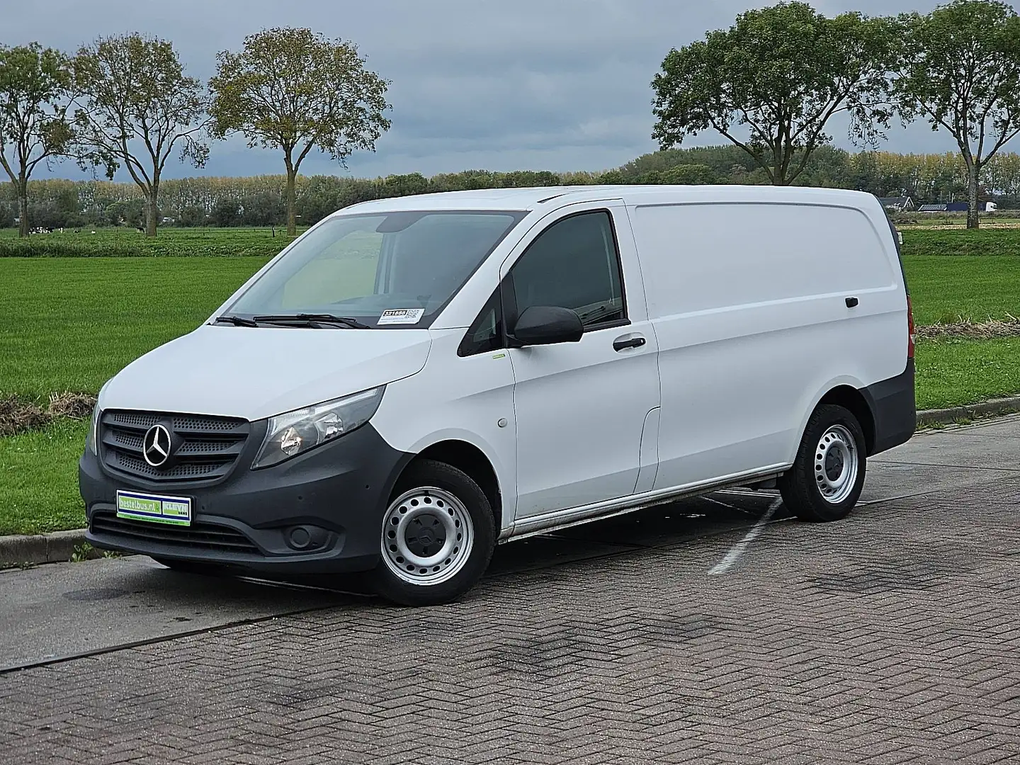Mercedes-Benz Vito 116 L2H1 Airco 163Pk! Weiß - 2