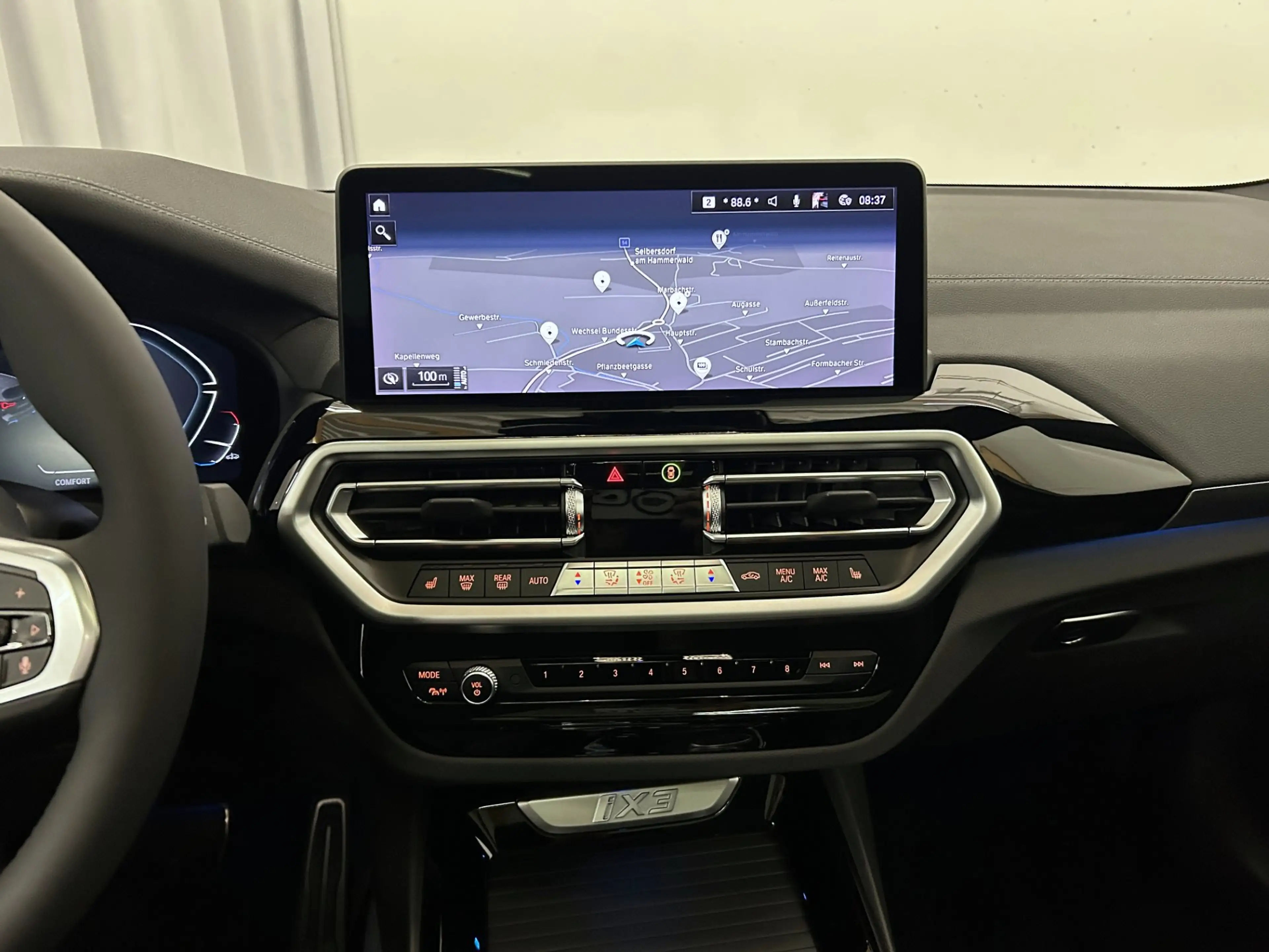 BMW iX3 *Inspiring* — photo 11