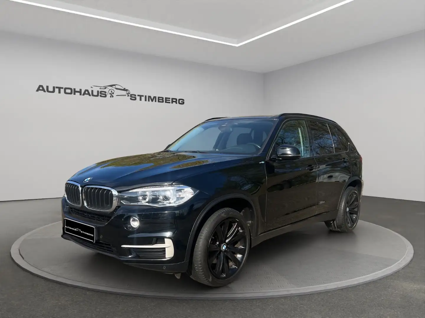 BMW X5 xDrive 30 d*LED*LEDER*NAVI*PANORAMADACH*PDC* Noir - 1