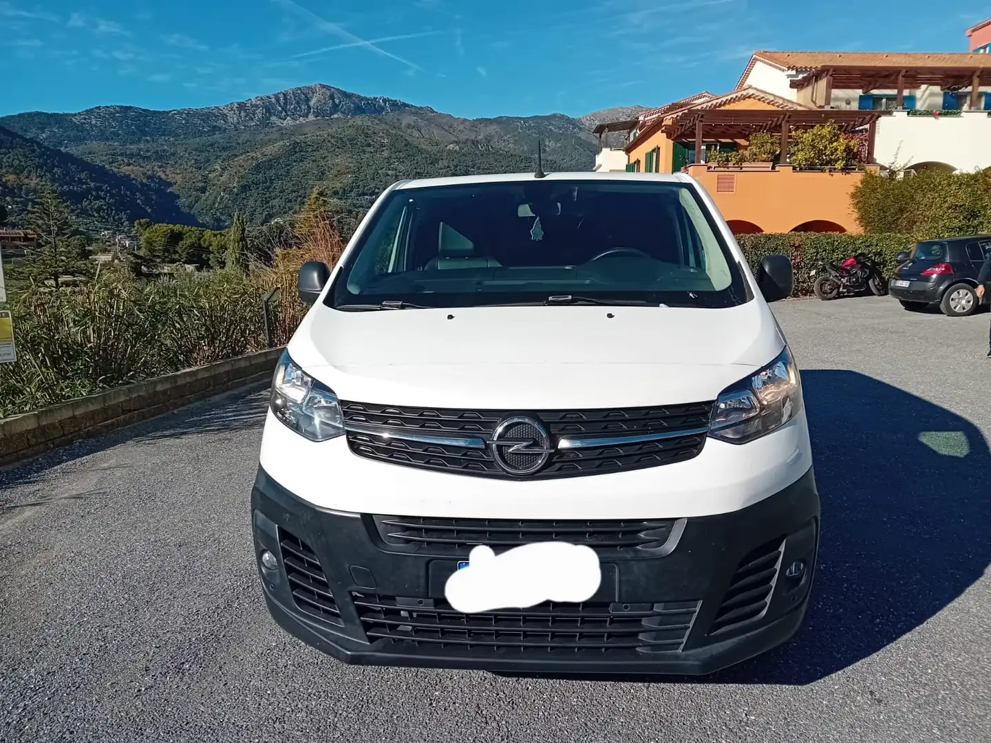 Opel Vivaro furgone 2000 D iva compresa - 1