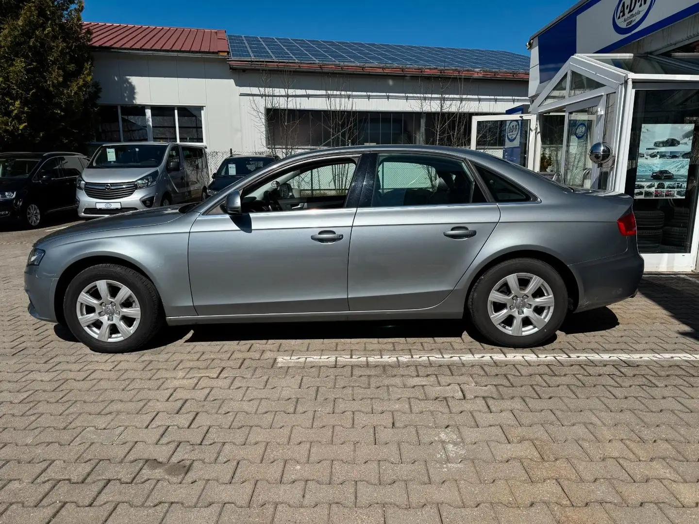 Audi A4 Lim. 1.8TFSI Automatik *erhöhter Ölverbrauch* Grau - 2