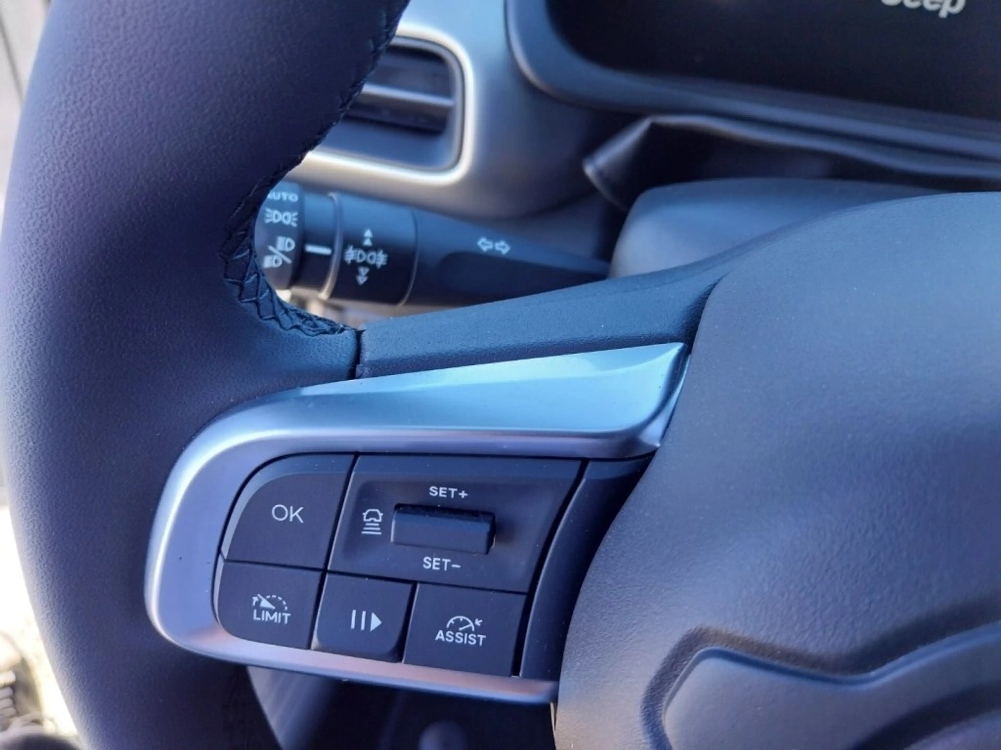 Jeep Avenger Summit MY26 Elektro 54 kWh 156PS — photo 14