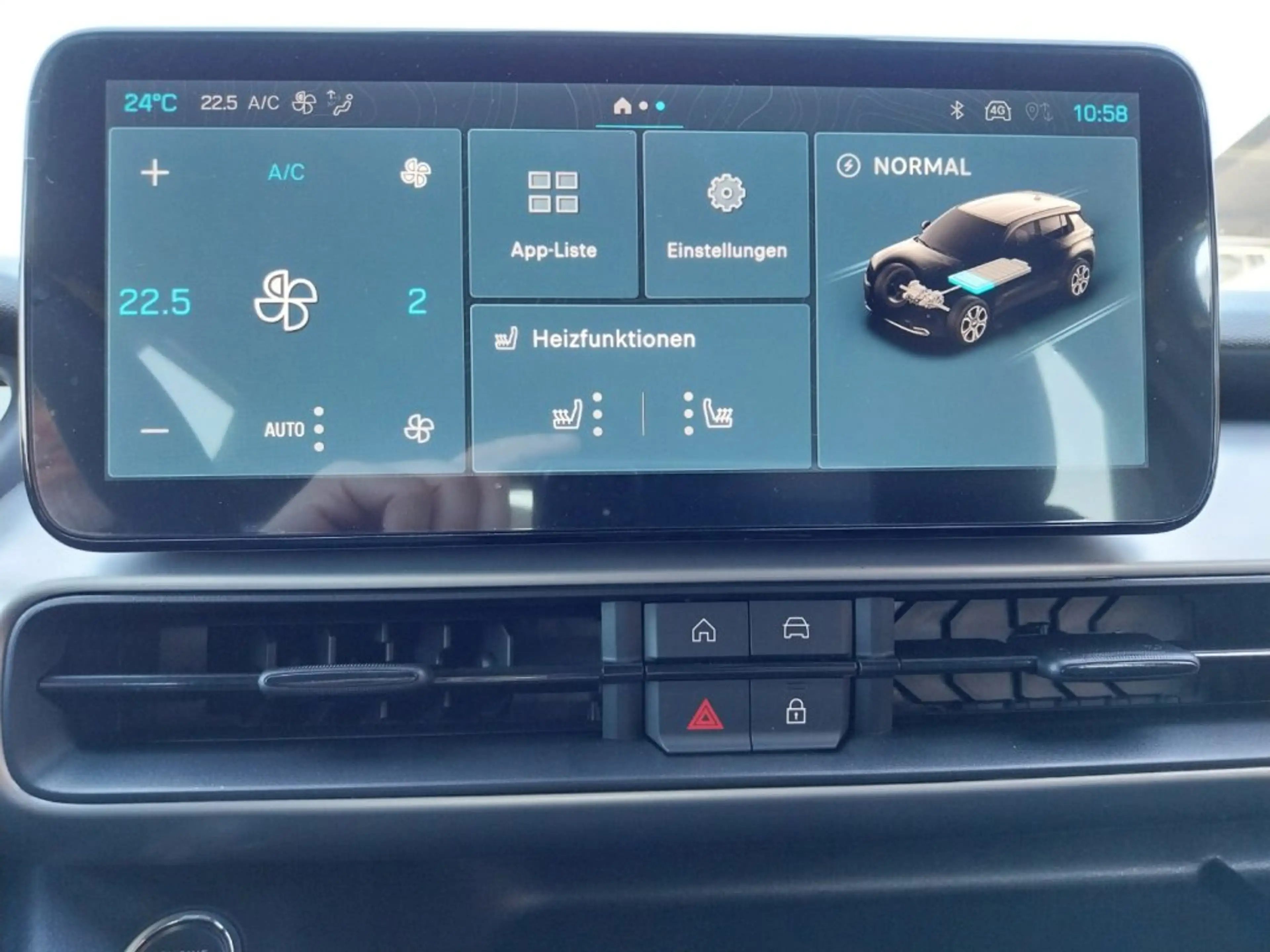 Jeep Avenger Summit MY26 Elektro 54 kWh 156PS — photo 16