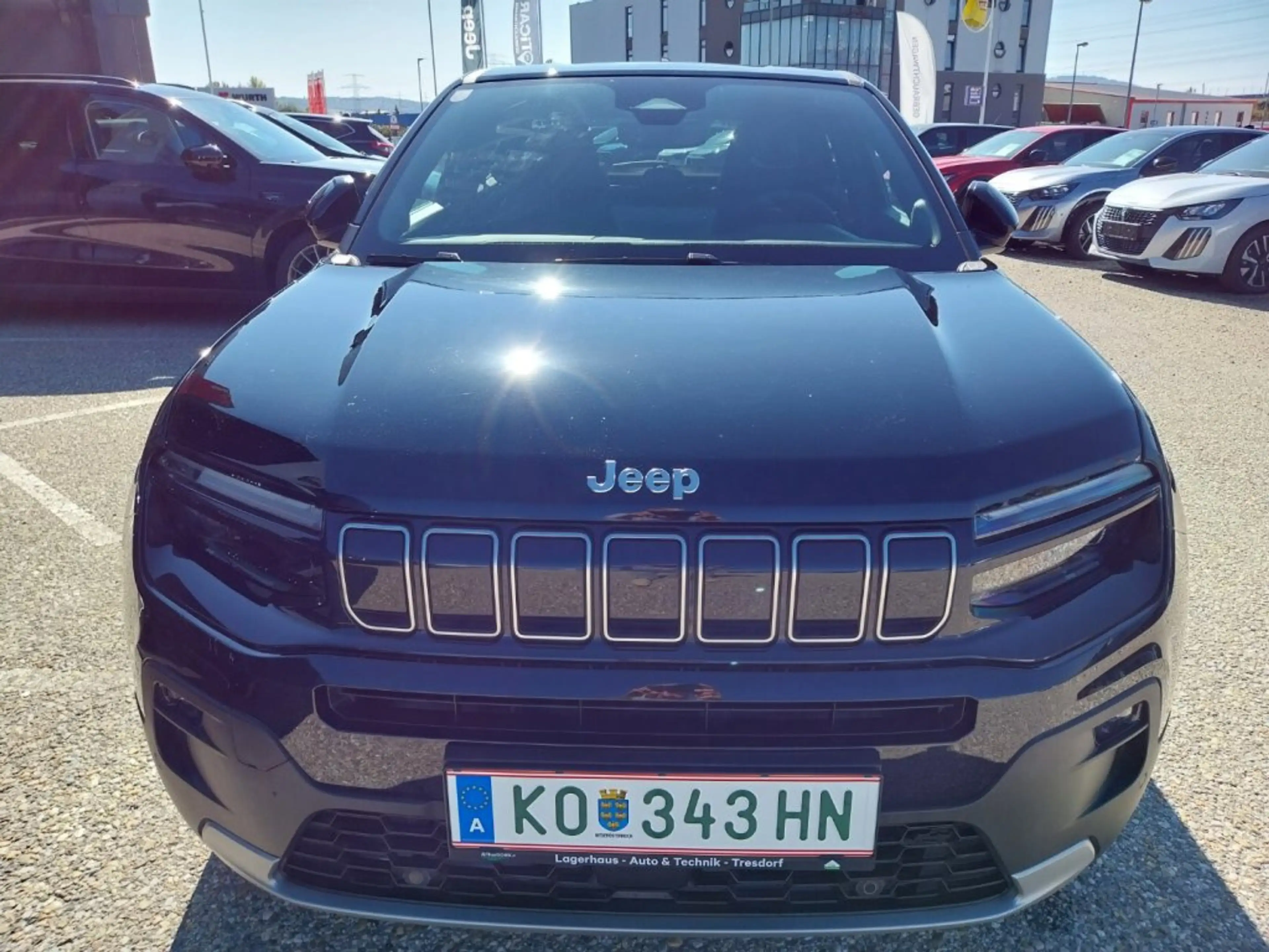 Jeep Avenger Summit MY26 Elektro 54 kWh 156PS — photo 2