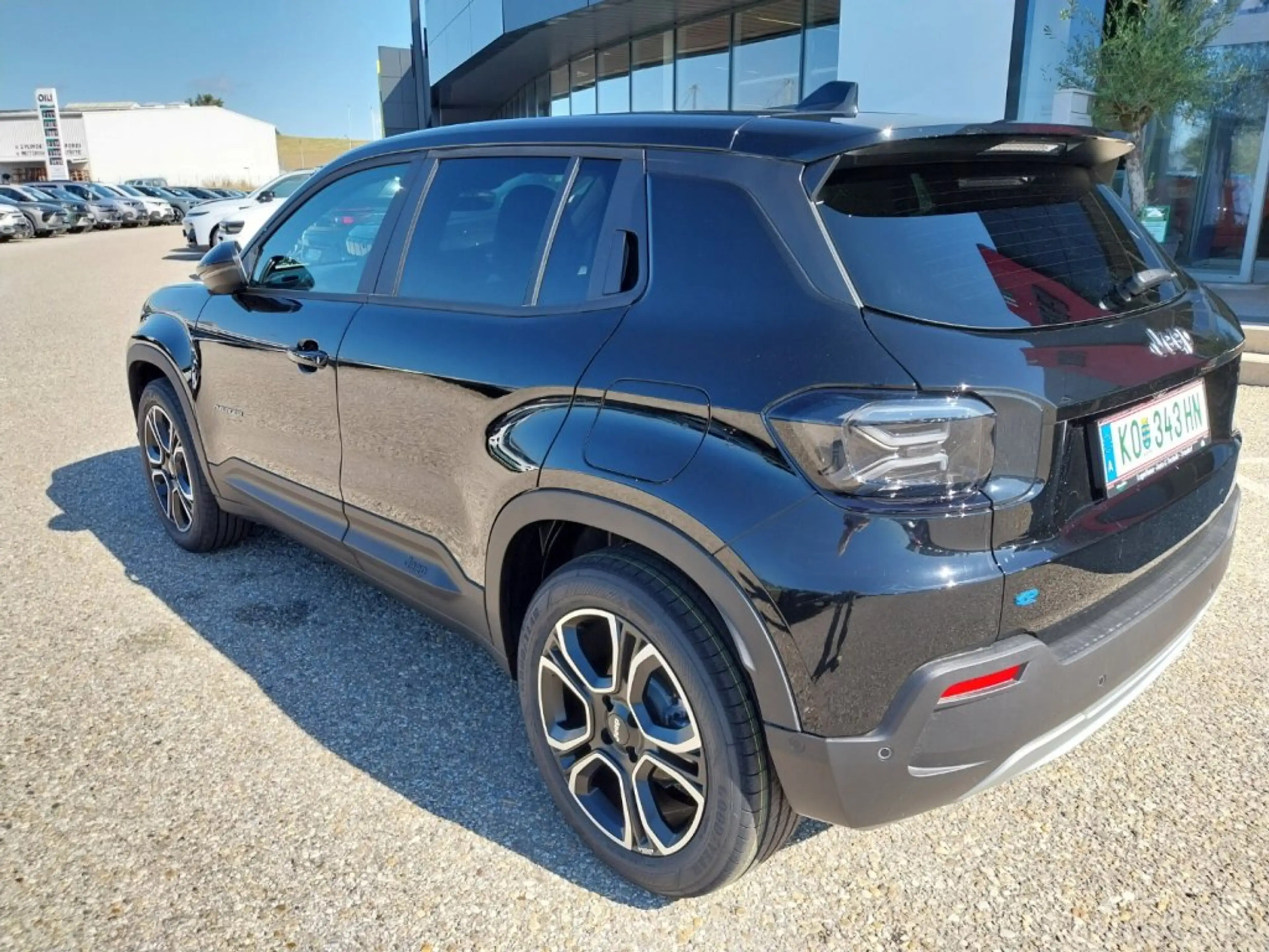Jeep Avenger Summit MY26 Elektro 54 kWh 156PS — photo 26