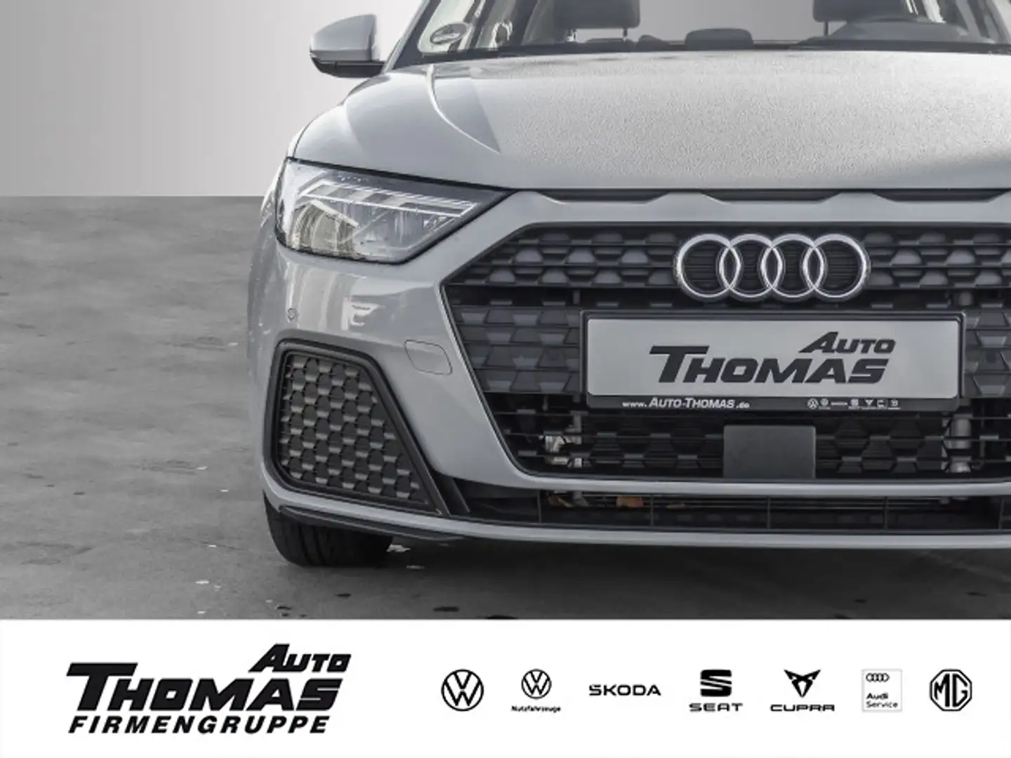 Audi A1 25 TFSI S tronic LED+PDC+SHZ Grau - 1