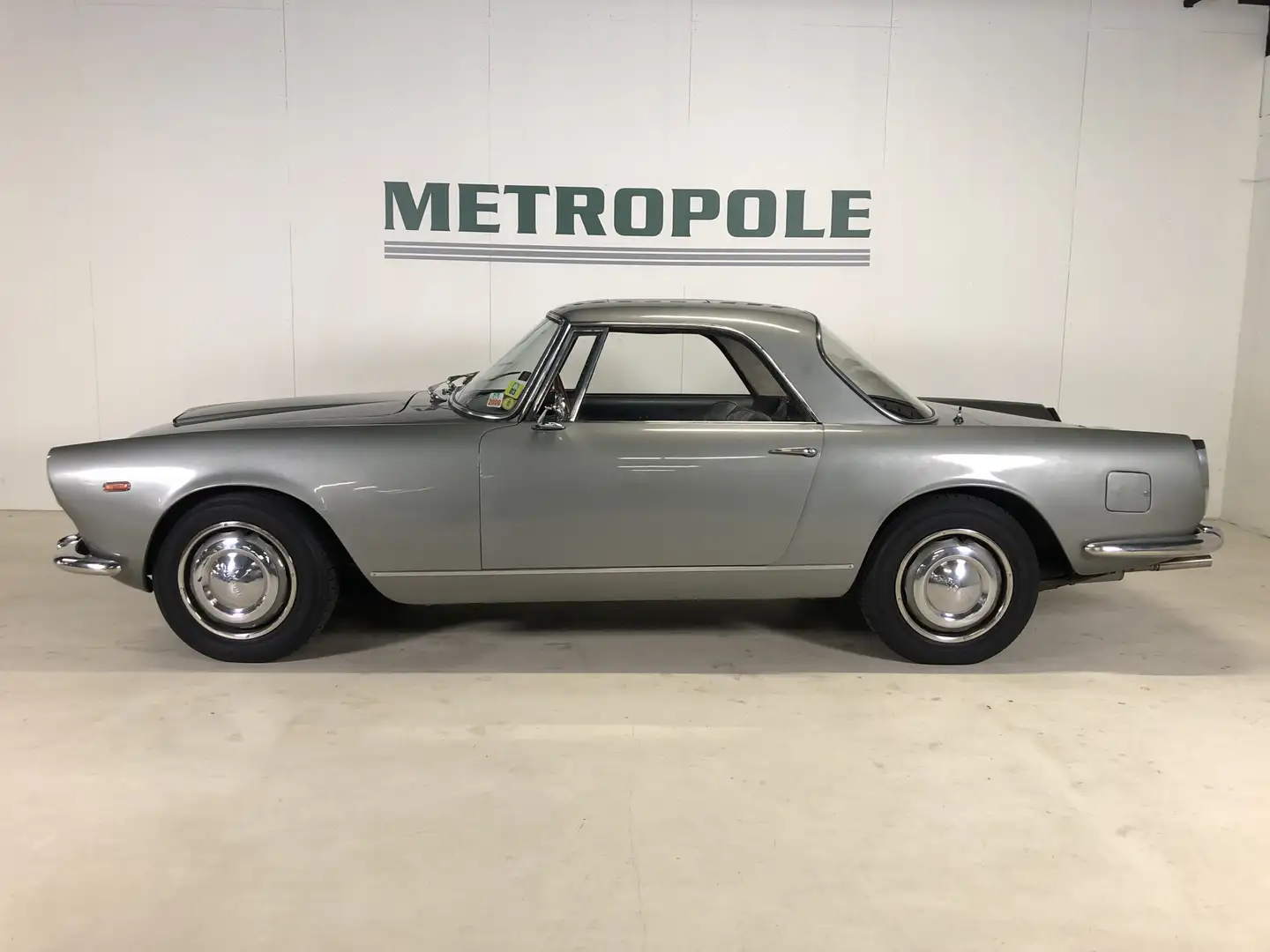 Lancia Flaminia Coupe GTL M0910 Gri - 2