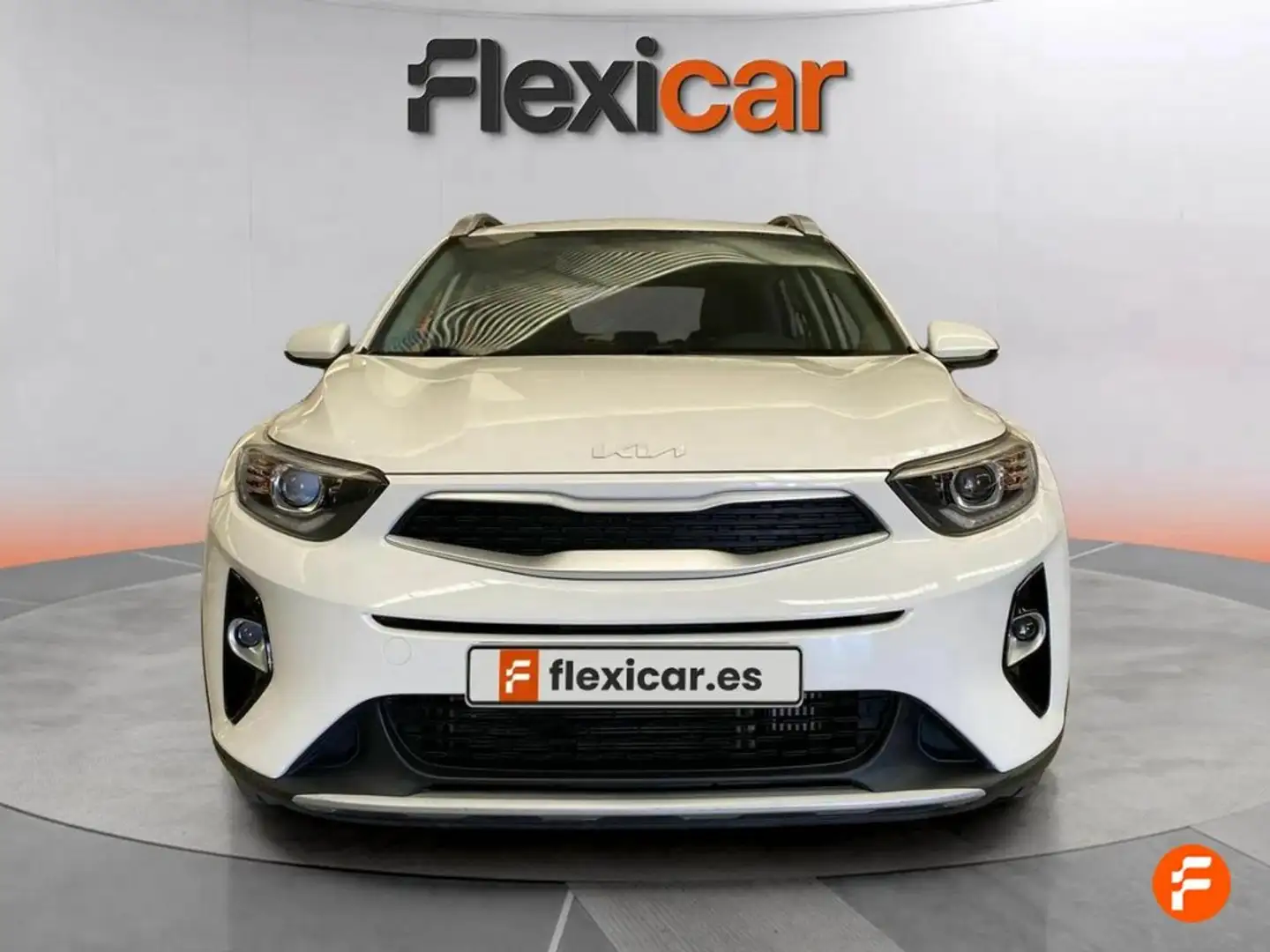 Kia Stonic 1.0 T-GDi 74kW (100CV) MHEV MT Concept Blanc - 2