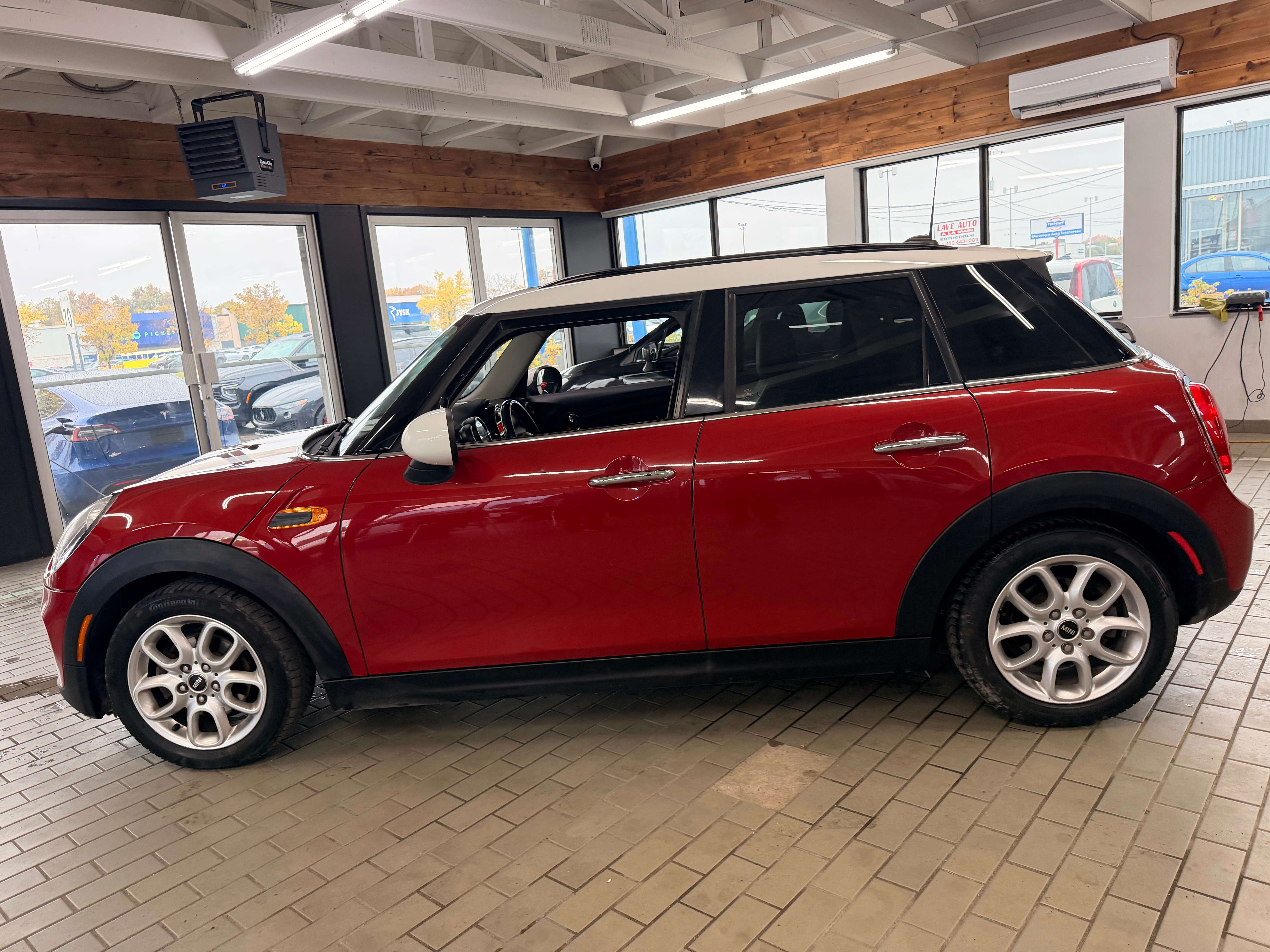 2016 MINI 3 Door