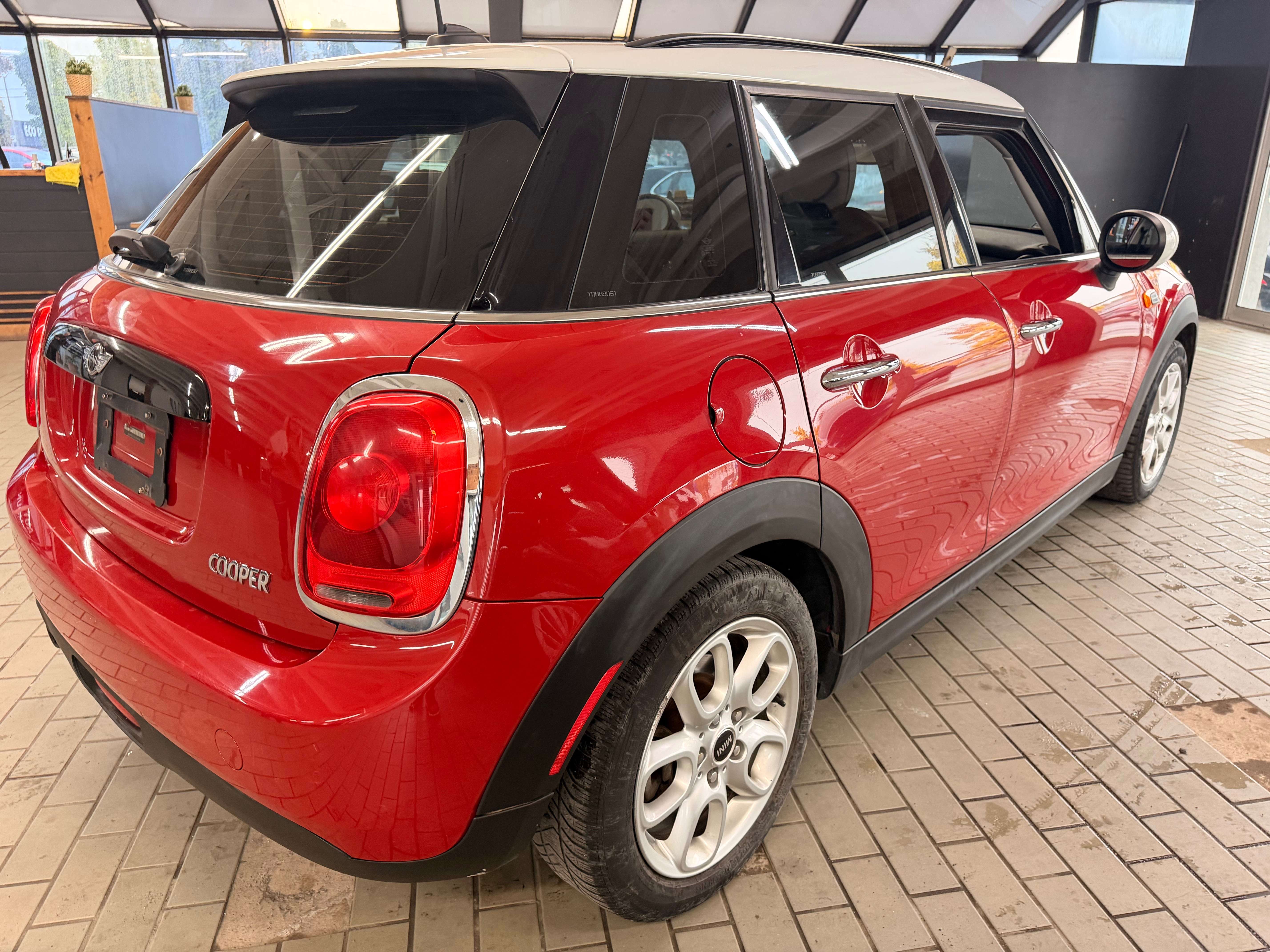 2016 MINI 3 Door