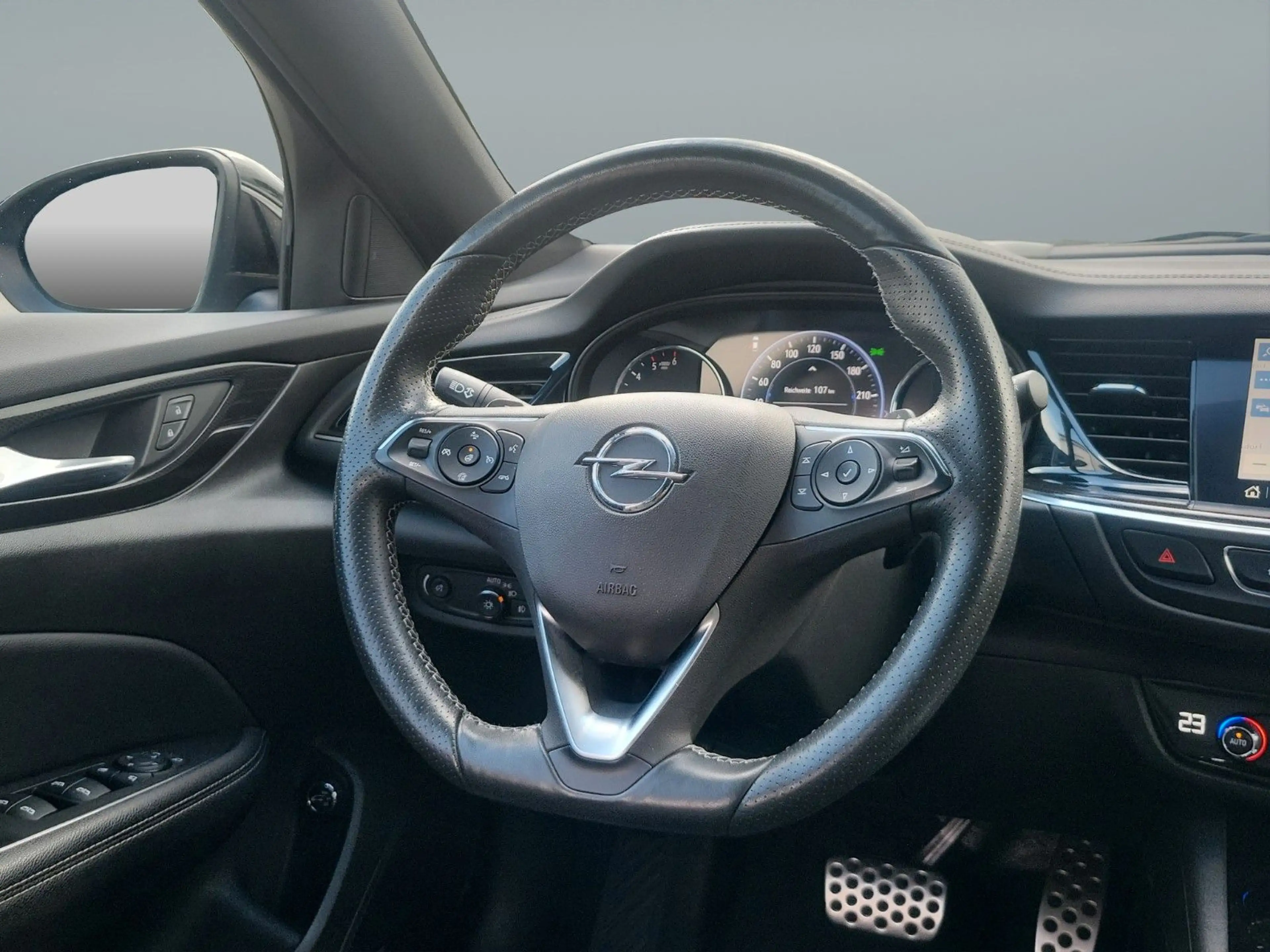 Opel Insignia B ST Premium "GS Line Plus" Bose/20Zoll — photo 13
