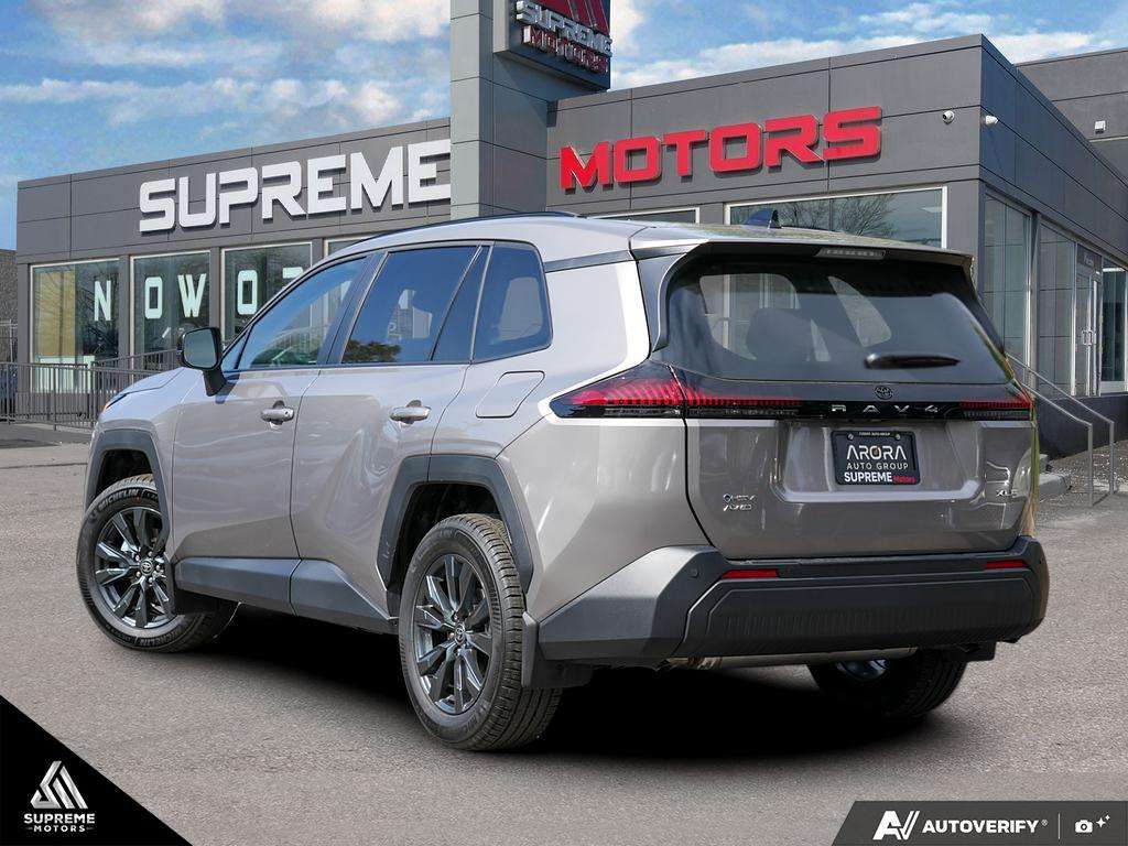 2026 Toyota RAV4 XLE / CLEAN CARFAX / LEATHER / ALLOYS /CARPLAY/BSM — снимка 4