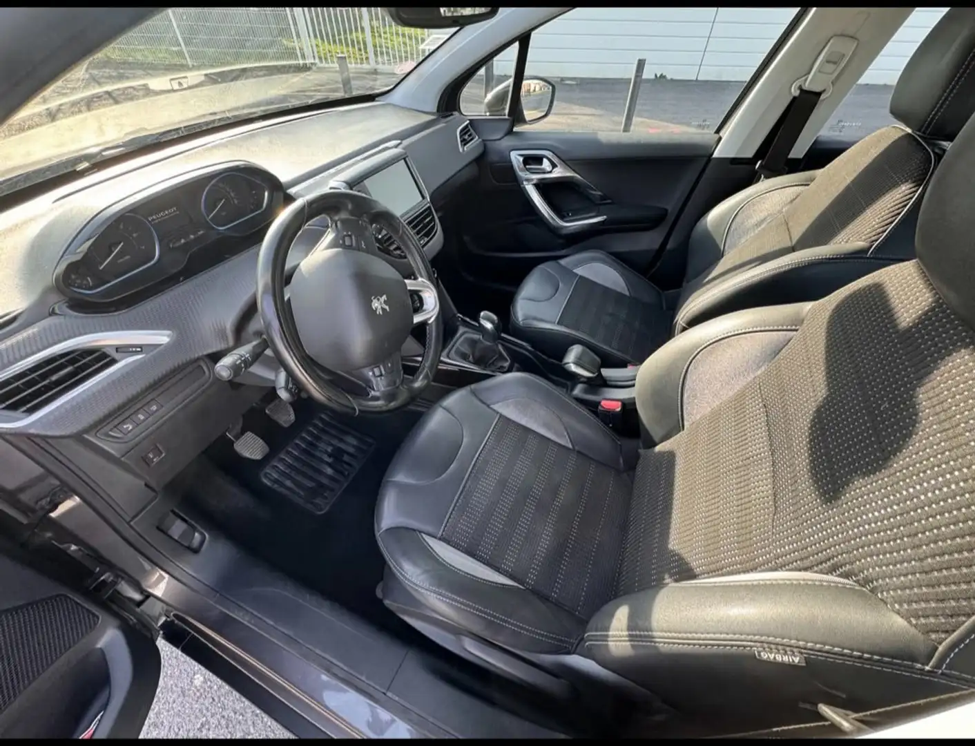 Peugeot 2008 2008 1.2 PureTech 110ch - 2