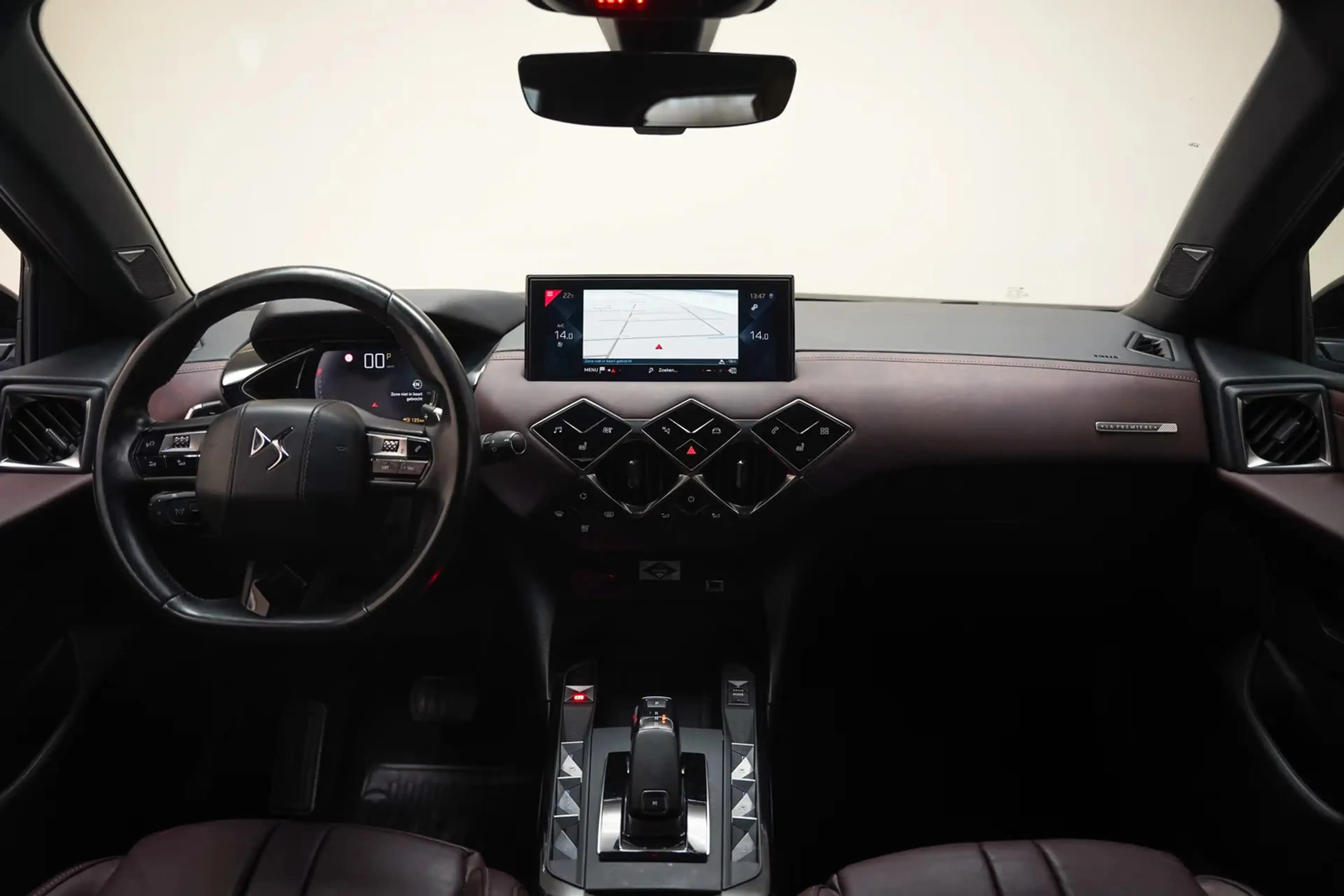 DS Automobiles DS 3 Crossback 1.2 PureTech La Premiere Aut. [ Navi Camera Leder — photo 4