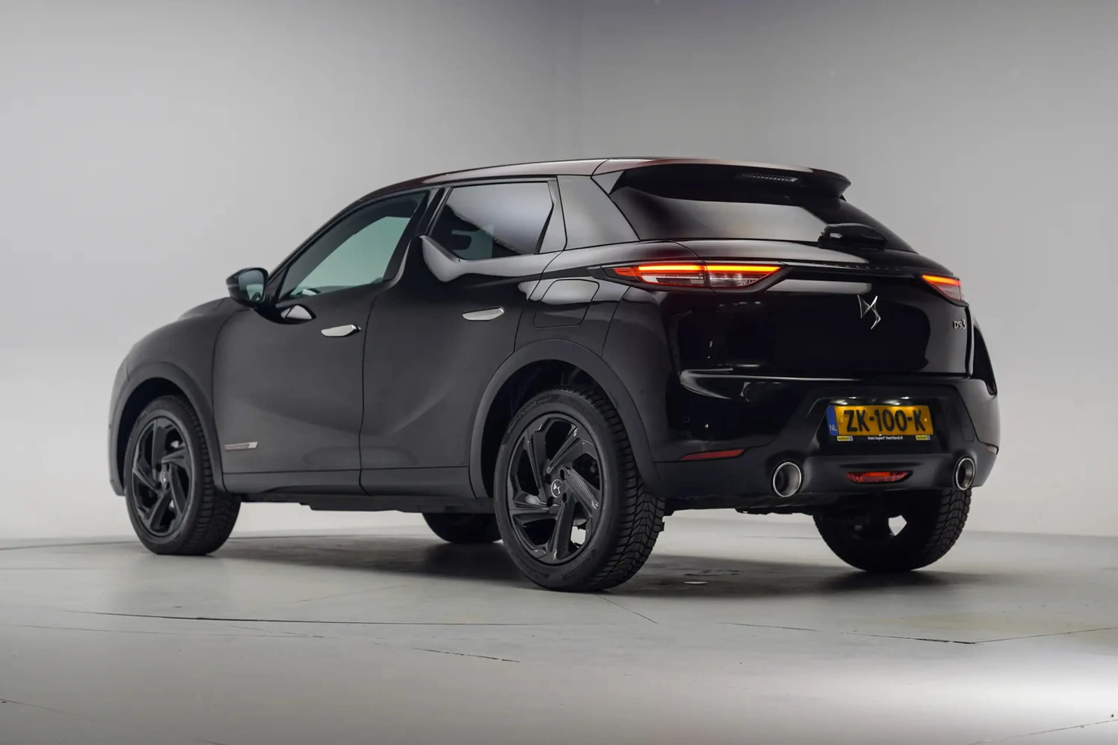 DS Automobiles DS 3 Crossback 1.2 PureTech La Premiere Aut. [ Navi Camera Leder — photo 3