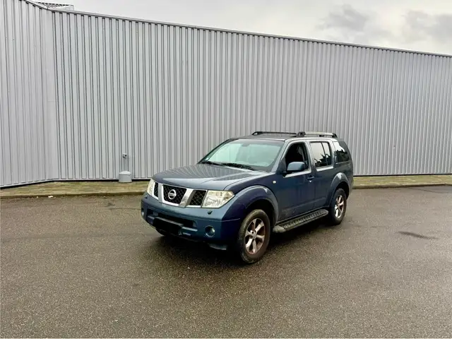 Nissan Pathfinder 2.5 dCi LE   IT BOSE DPF