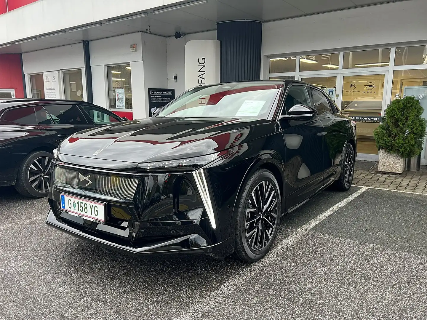 DS Automobiles N°8 FWD 230PS ÉTOILE (ND3) Schwarz - 1