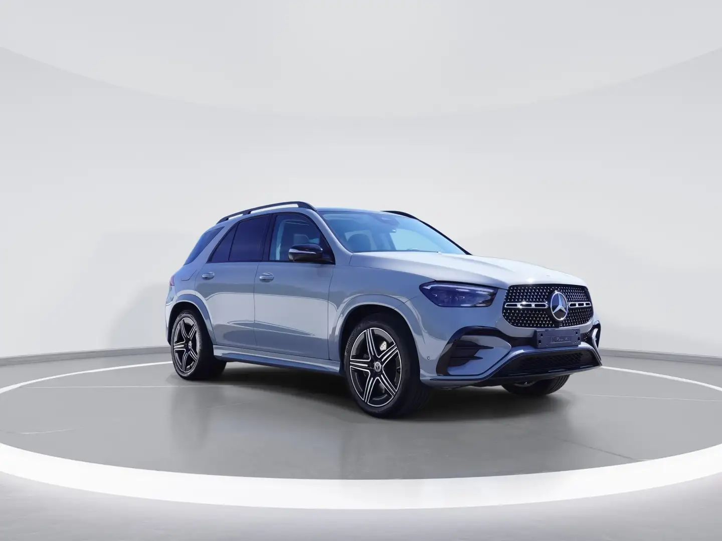 Mercedes-Benz GLE 350 de 4M/AMG/NAPPA/PANODAK/AIRMATIC/360 CAM/TREKH Grau - 1