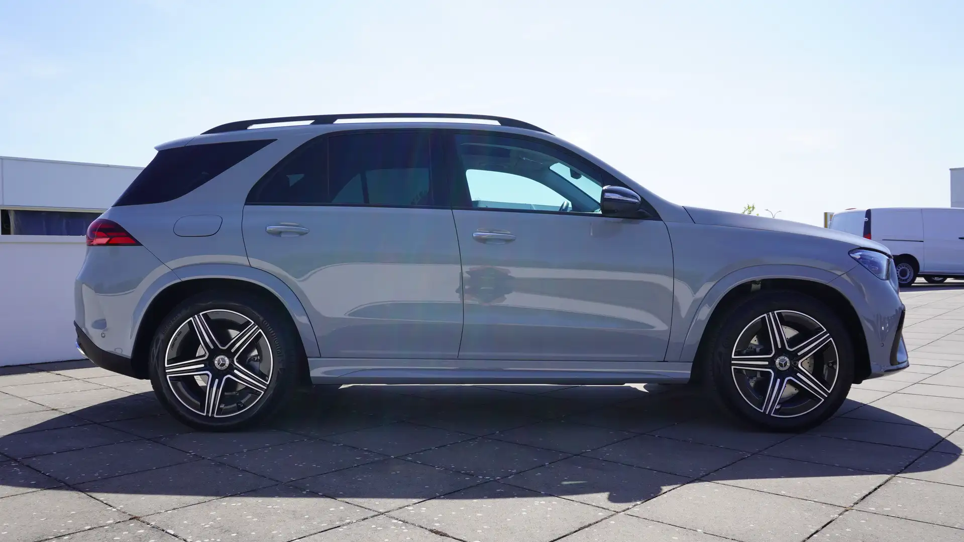 Mercedes-Benz GLE 350 de 4M/AMG/NAPPA/PANODAK/AIRMATIC/360 CAM/TREKH Gris - 2