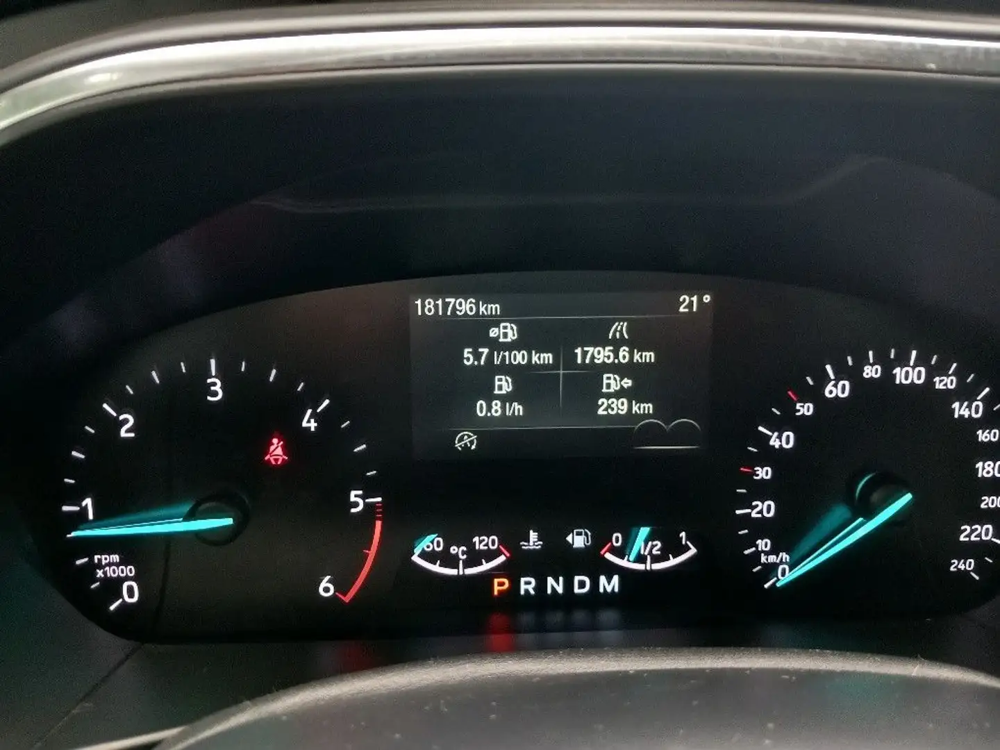 Ford Focus Turnier 1.5 EcoBlue Active + AHK Blanc - 2