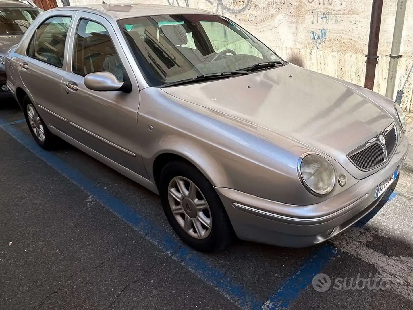 Lancia Lybra Lybra Berlina 2.4 jtd LX Argento - 1