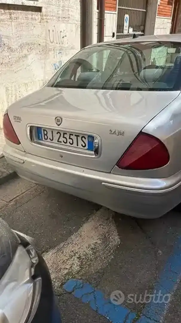 Lancia Lybra Lybra Berlina 2.4 jtd LX Argento - 2