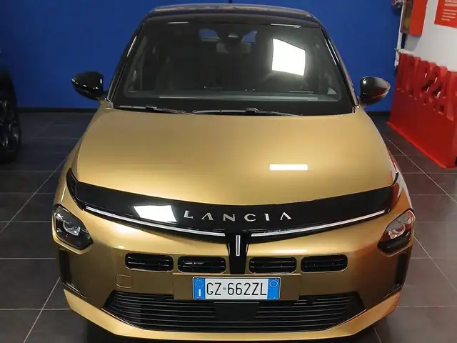 Lancia Ypsilon