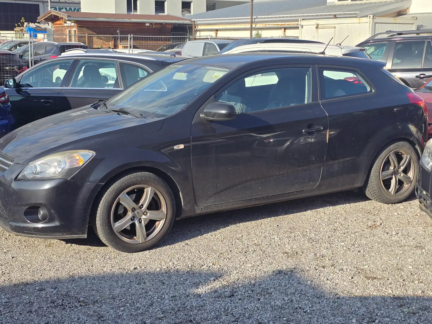 Kia Ceed / cee'd LX Schwarz - 1