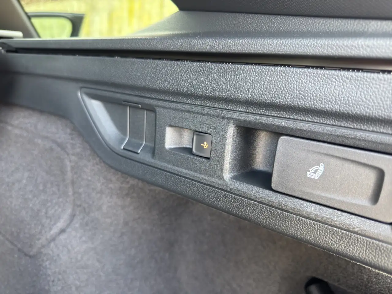 Volkswagen Passat Variant 2.0 TDI DSG 4M R-Line 15