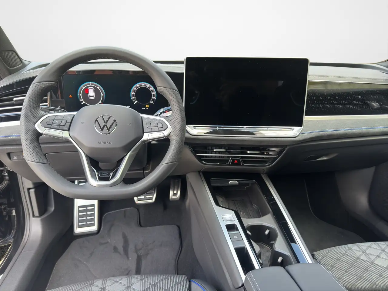 Volkswagen Passat Variant 2.0 TDI DSG 4M R-Line 9
