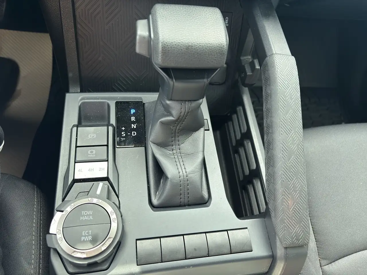 Toyota Tacoma снимка Toyota Tacoma