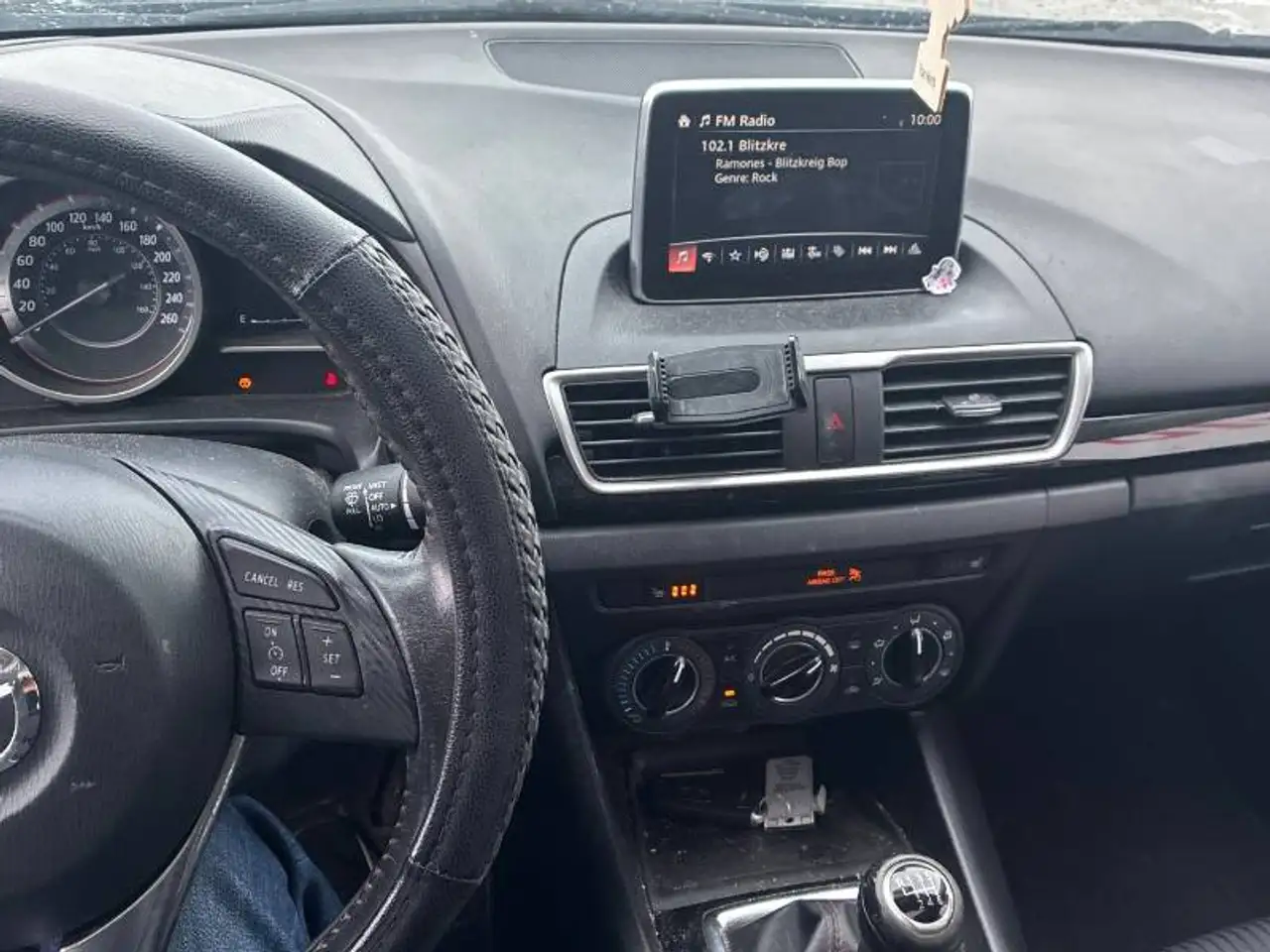 Mazda 3 снимка Mazda 3