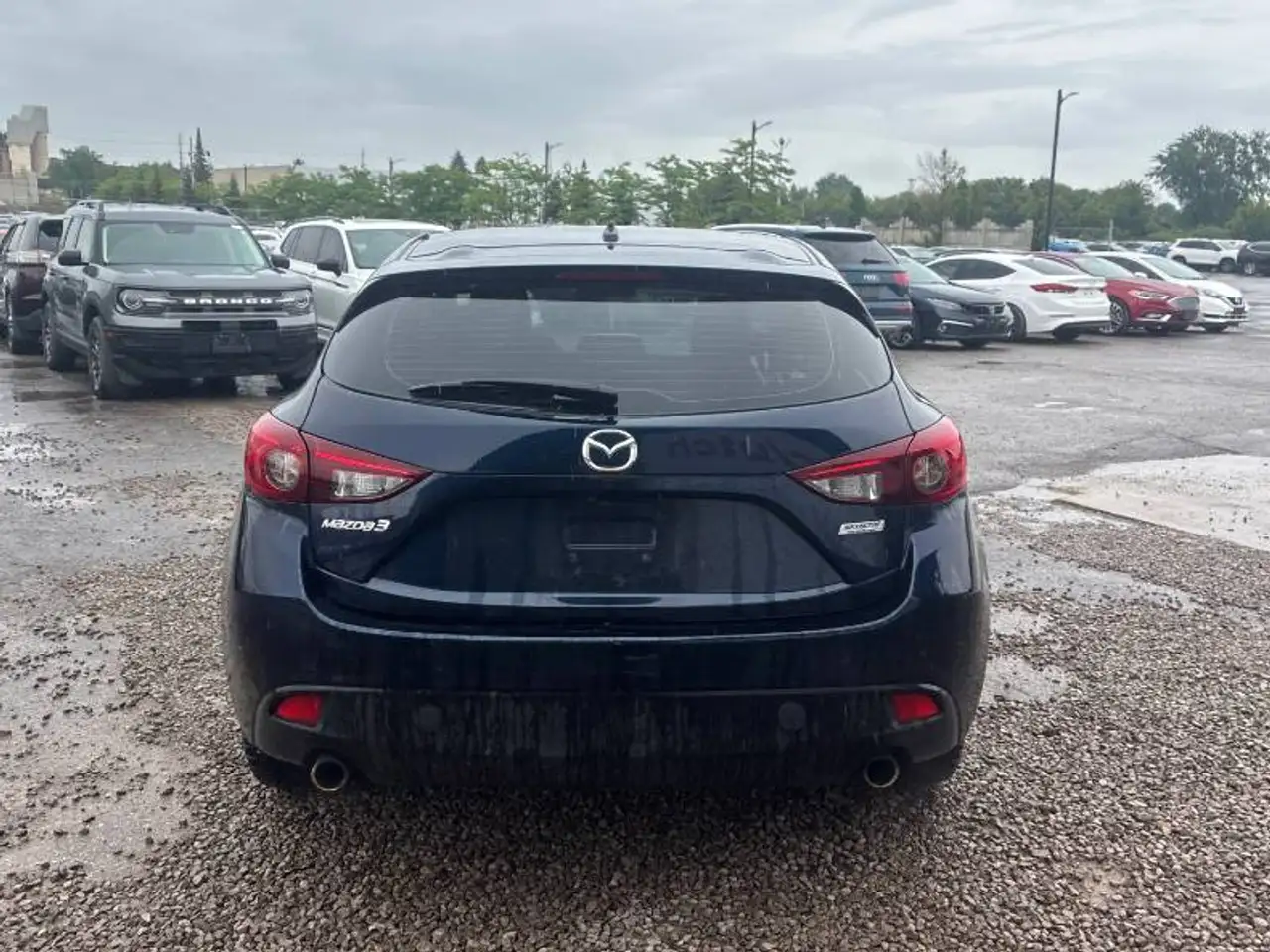 Mazda 3 снимка Mazda 3