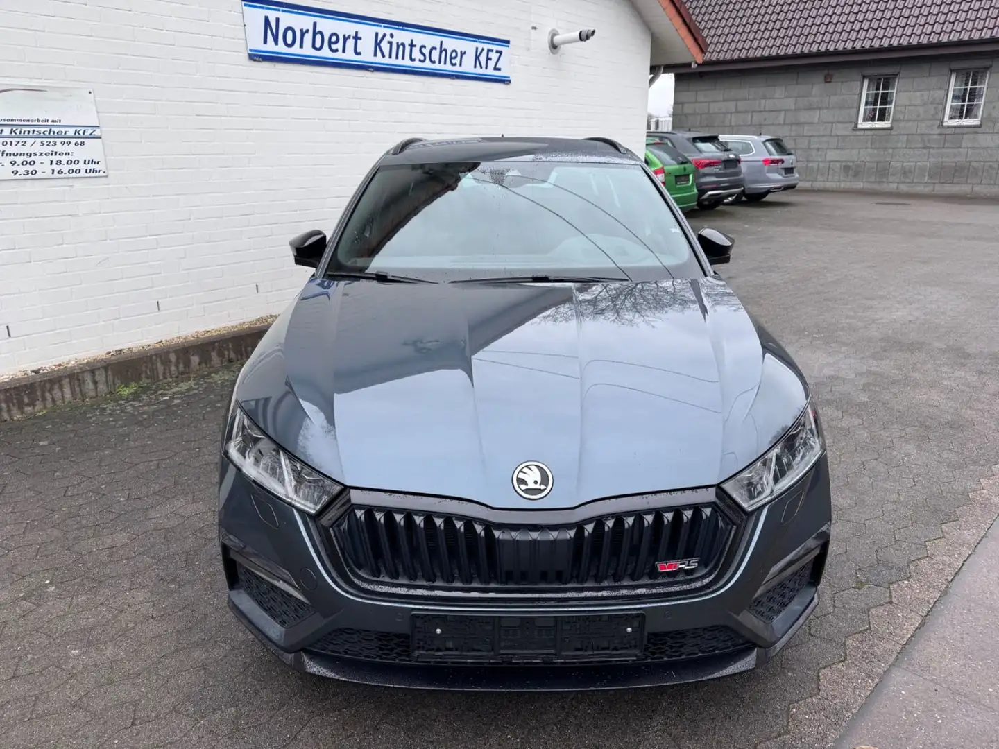 Skoda Octavia Combi RS 4x4 HuD/Canton/Matrix AFS/ AHK Gris - 2