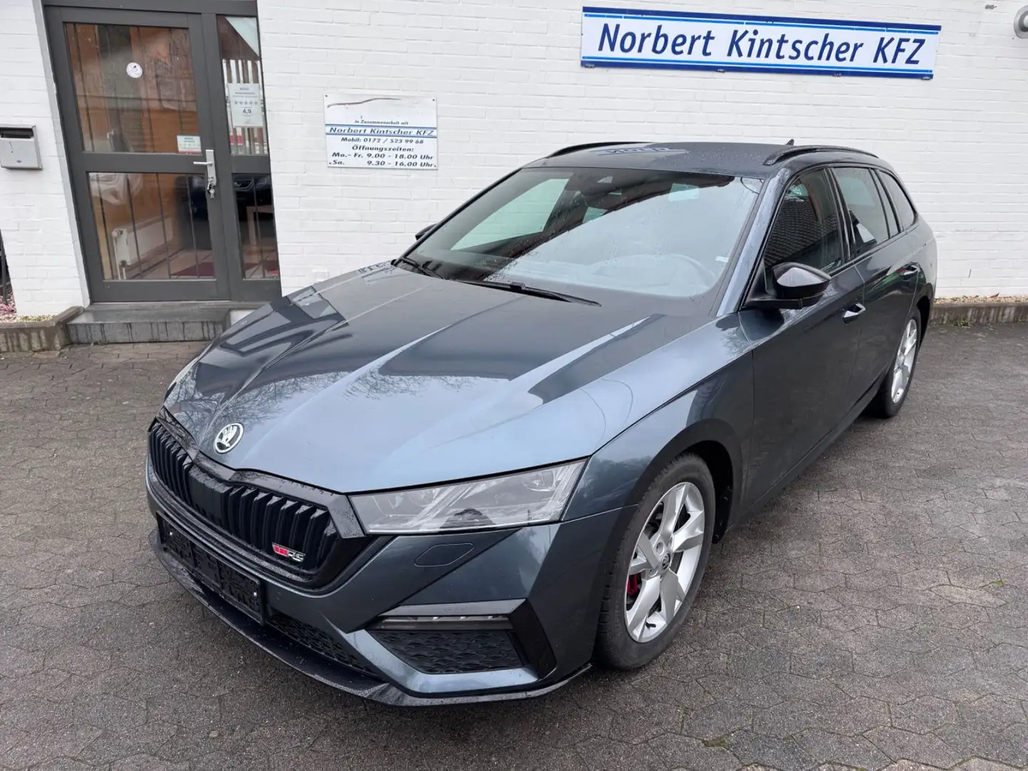 Skoda Octavia Combi RS 4x4 HuD/Canton/Matrix AFS/ AHK Gris - 1