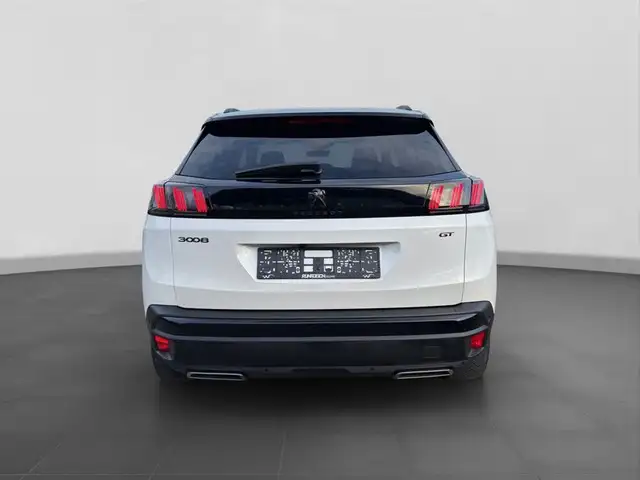 Peugeot 3008 view 4