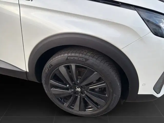 Peugeot 3008 view 7