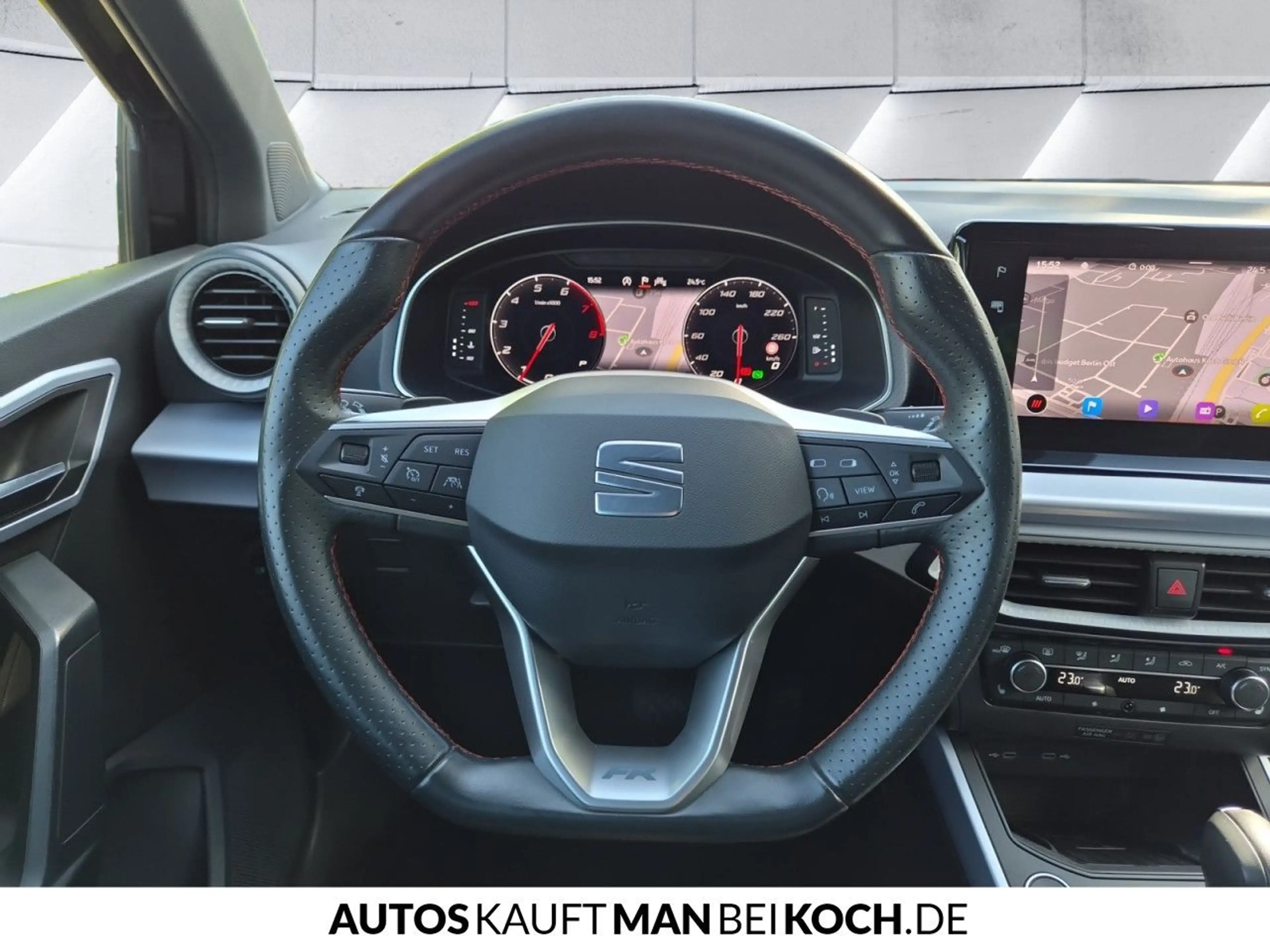 SEAT Arona 1.5 TSI DSG FR NAVI LED PARKL SHZ PDC — photo 10