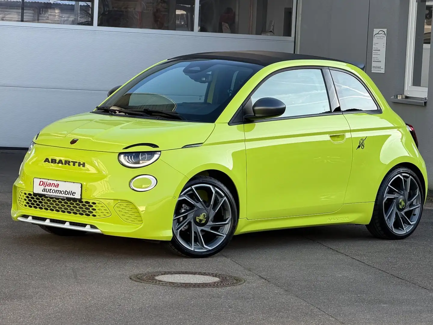 Abarth 500C 500e Cabrio Scorpionissima VOLL 1Hd Neuwertig! Vert - 1