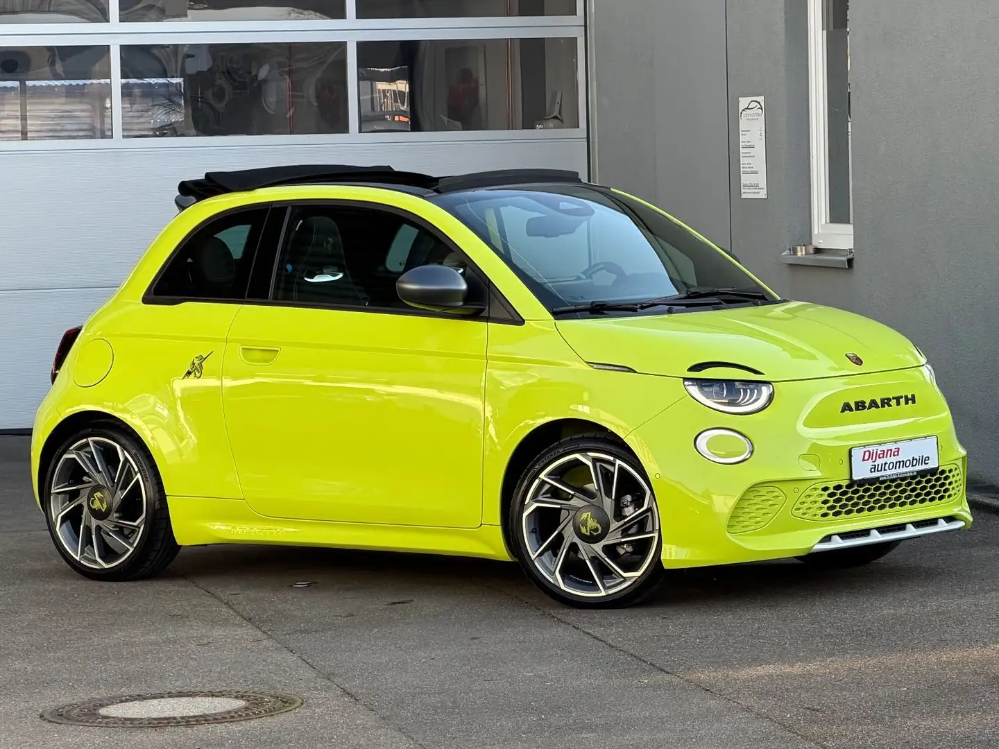 Abarth 500C 500e Cabrio Scorpionissima VOLL 1Hd Neuwertig! Vert - 2