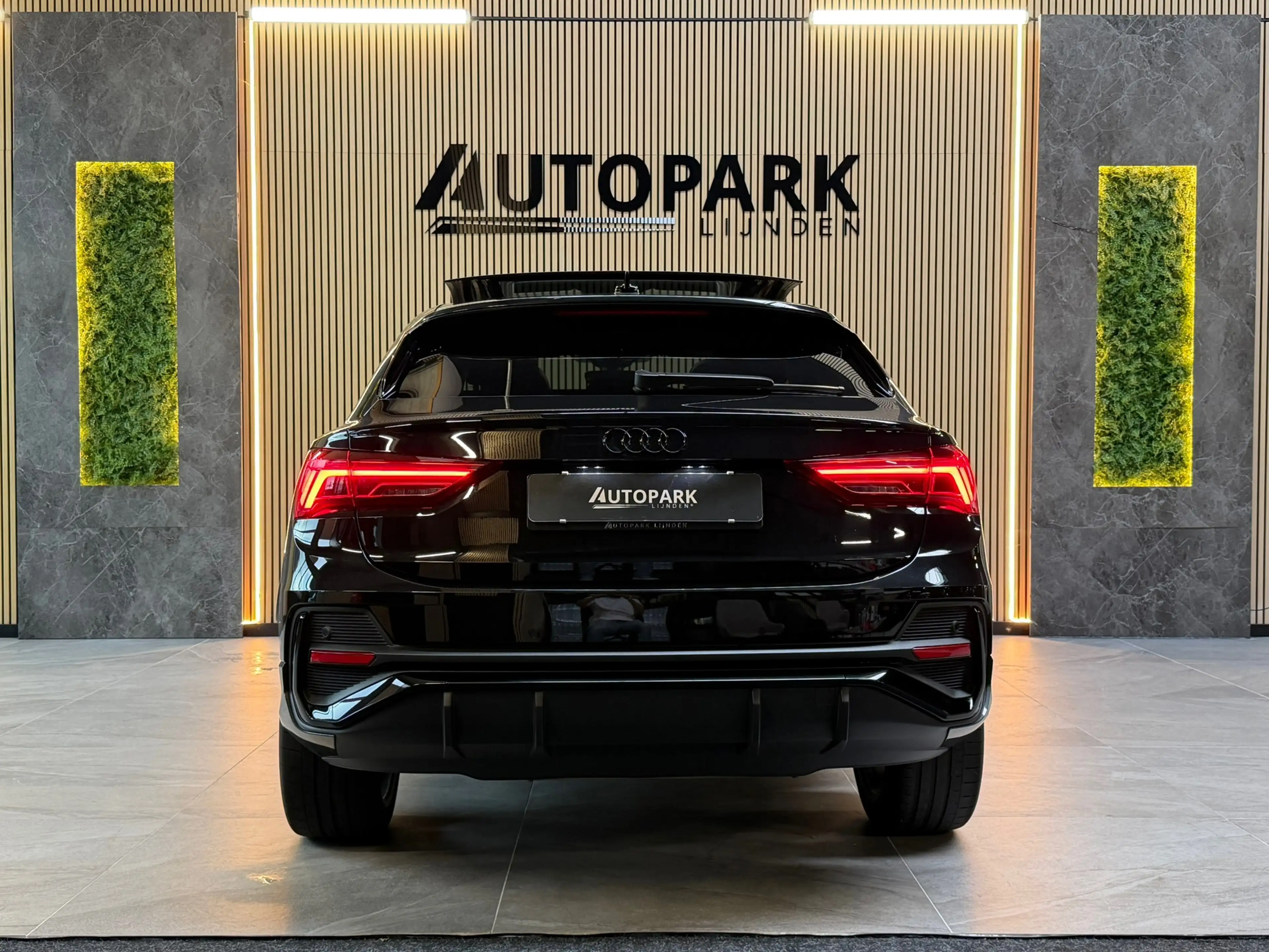 Audi Q3 Sportback 45 TFSI e 3X S-LINE|BTW|PANO|MATRIXLED|V — photo 4