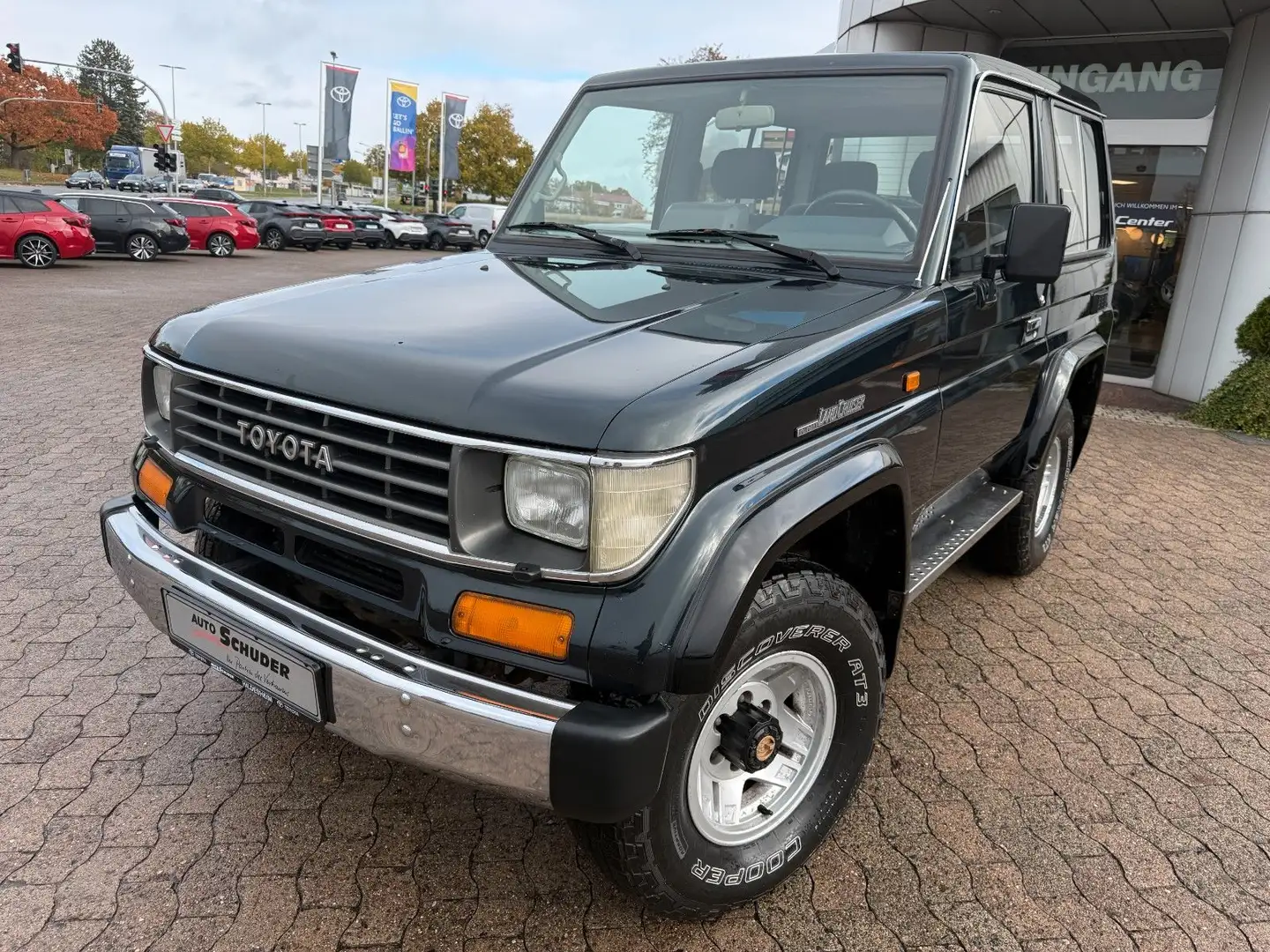 Toyota Land Cruiser KZJ 70 **VIELE NEUTEILE** Vert - 1