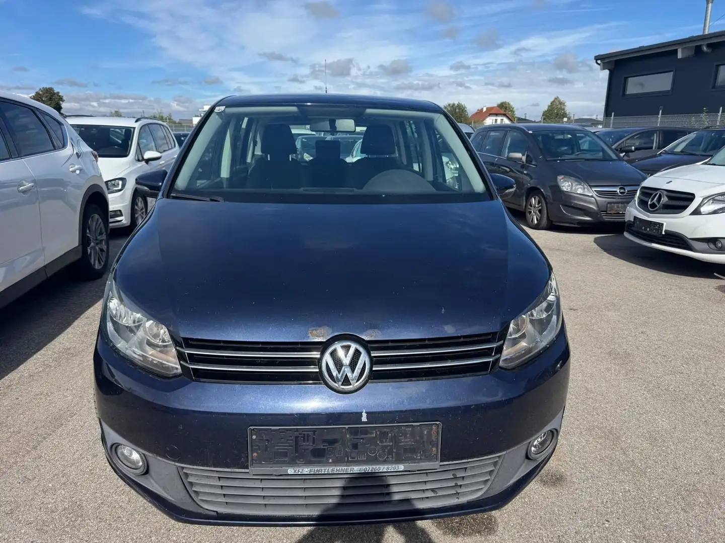 Volkswagen Touran Trendline BMT Blau - 1